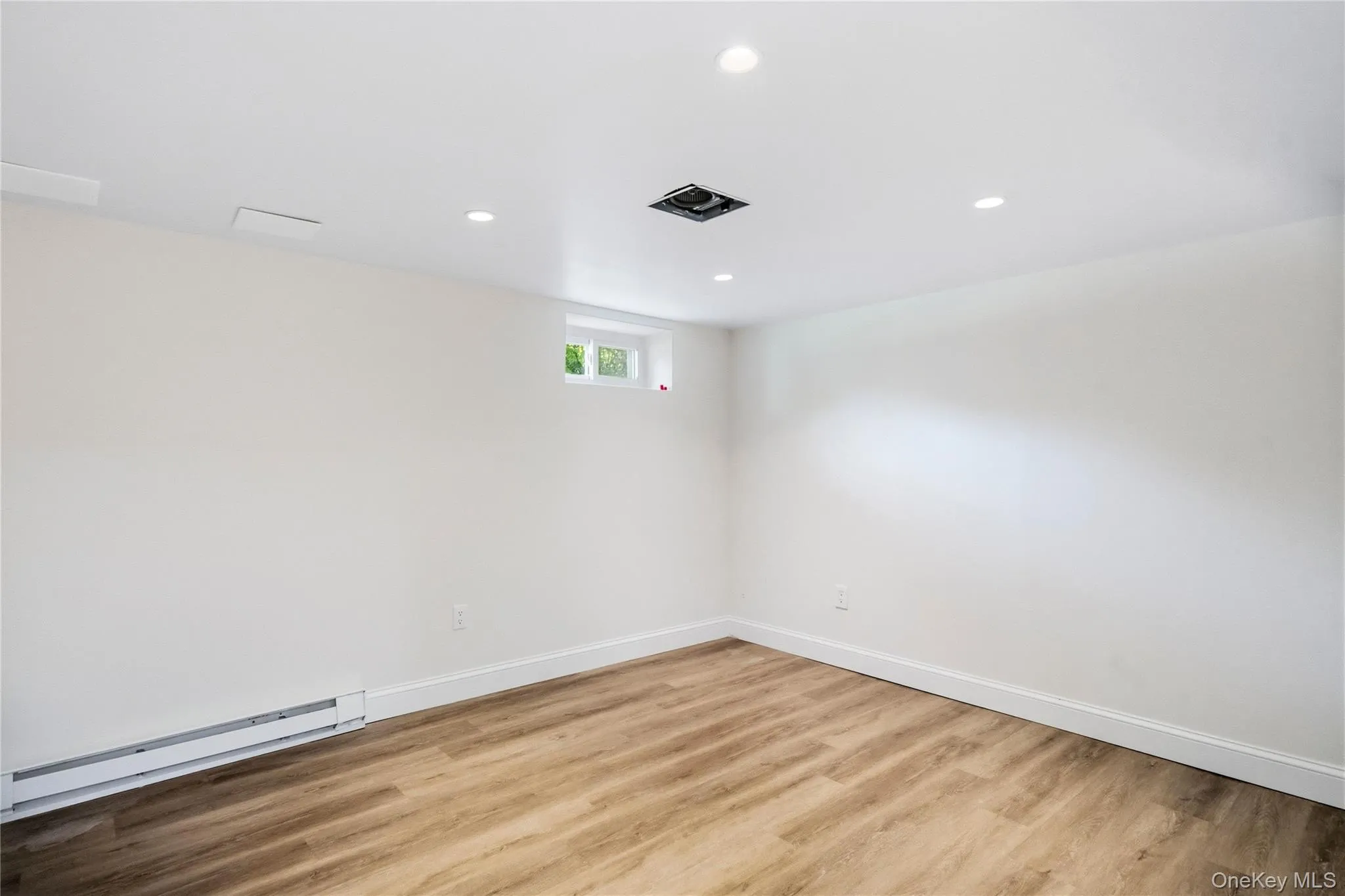 325 Harrison Avenue, Brookhaven, NY, 4 Bedrooms Bedrooms, 6 Rooms Rooms,2 BathroomsBathrooms,Residential,For Rent,Harrison,0,1027208 325 Harrison Avenue, Brookhaven, NY, 4 Bedrooms Bedrooms, 6 Rooms Rooms,2 BathroomsBathrooms,Residential,For Rent,Harrison,0,1027208