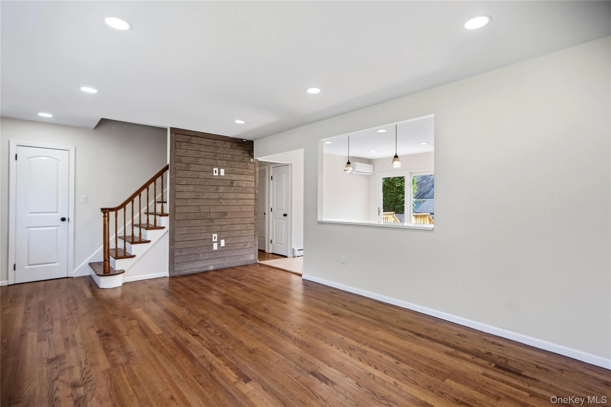 325 Harrison Avenue, Brookhaven, NY, 4 Bedrooms Bedrooms, 6 Rooms Rooms,2 BathroomsBathrooms,Residential,For Rent,Harrison,0,1027208 325 Harrison Avenue, Brookhaven, NY, 4 Bedrooms Bedrooms, 6 Rooms Rooms,2 BathroomsBathrooms,Residential,For Rent,Harrison,0,1027208