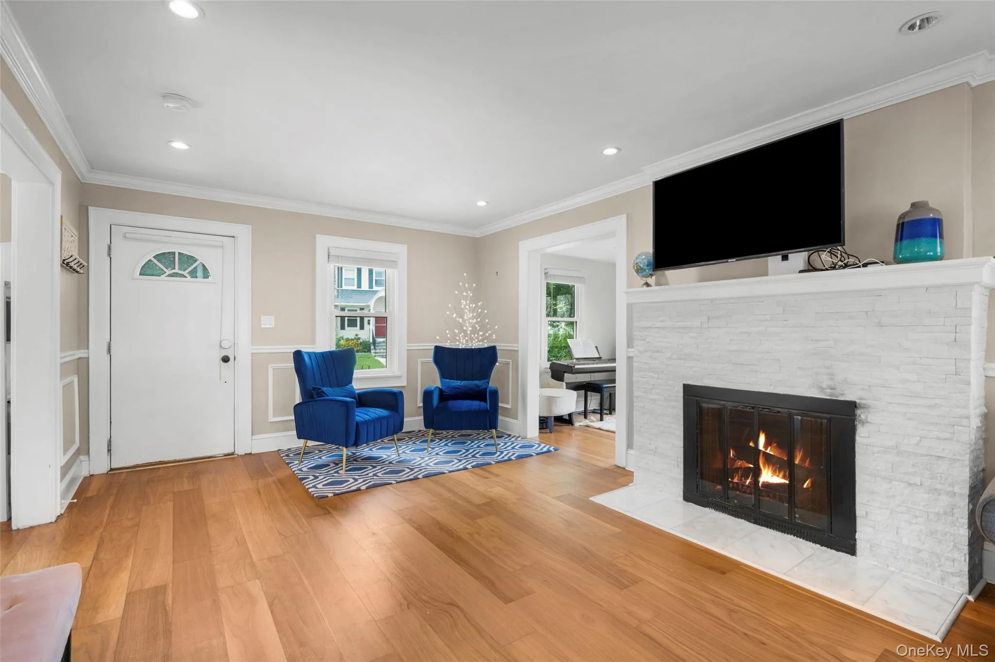 76 Chestnut Avenue, Pelham, NY, 4 Bedrooms Bedrooms, 11 Rooms Rooms,2 BathroomsBathrooms,Residential Lease,For Rent,Chestnut,0,1027211 76 Chestnut Avenue, Pelham, NY, 4 Bedrooms Bedrooms, 11 Rooms Rooms,2 BathroomsBathrooms,Residential Lease,For Rent,Chestnut,0,1027211