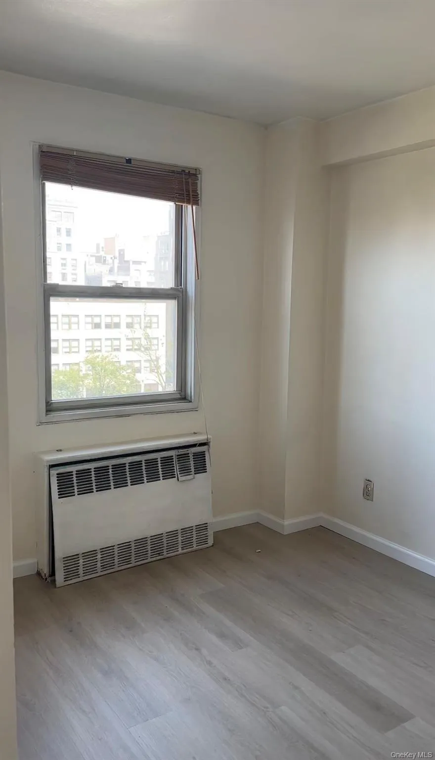 89-15 Parsons Boulevard, New York, NY, 3 Rooms Rooms,1 BathroomBathrooms,Residential,For Rent,Parsons,0,1027214 89-15 Parsons Boulevard, New York, NY, 3 Rooms Rooms,1 BathroomBathrooms,Residential,For Rent,Parsons,0,1027214