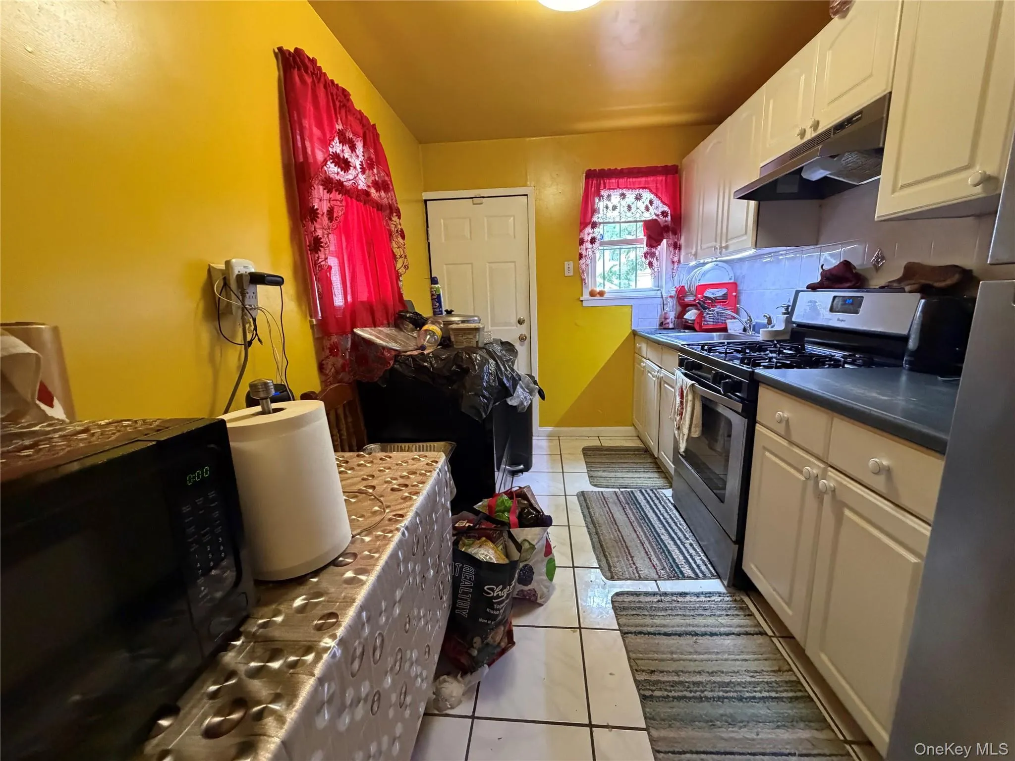 15323 118th Avenue, New York, NY, 3 Bedrooms Bedrooms, 8 Rooms Rooms,1 BathroomBathrooms,Residential,For Rent,118th,0,1027226 15323 118th Avenue, New York, NY, 3 Bedrooms Bedrooms, 8 Rooms Rooms,1 BathroomBathrooms,Residential,For Rent,118th,0,1027226