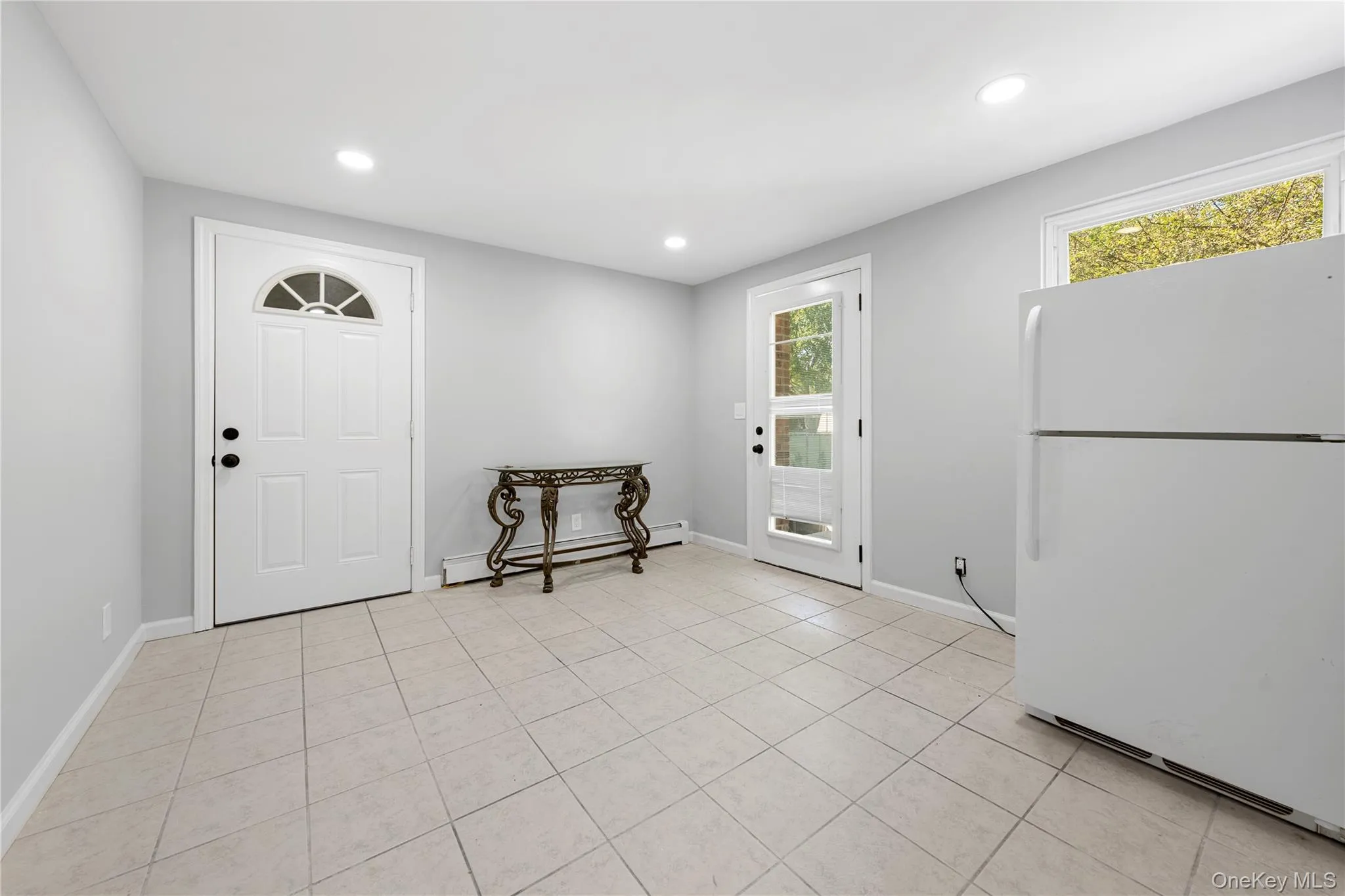 25 Marshall Street, Brookhaven, NY, 6 Bedrooms Bedrooms, 11 Rooms Rooms,2 BathroomsBathrooms,Residential,For Rent,Marshall,0,1027229 25 Marshall Street, Brookhaven, NY, 6 Bedrooms Bedrooms, 11 Rooms Rooms,2 BathroomsBathrooms,Residential,For Rent,Marshall,0,1027229