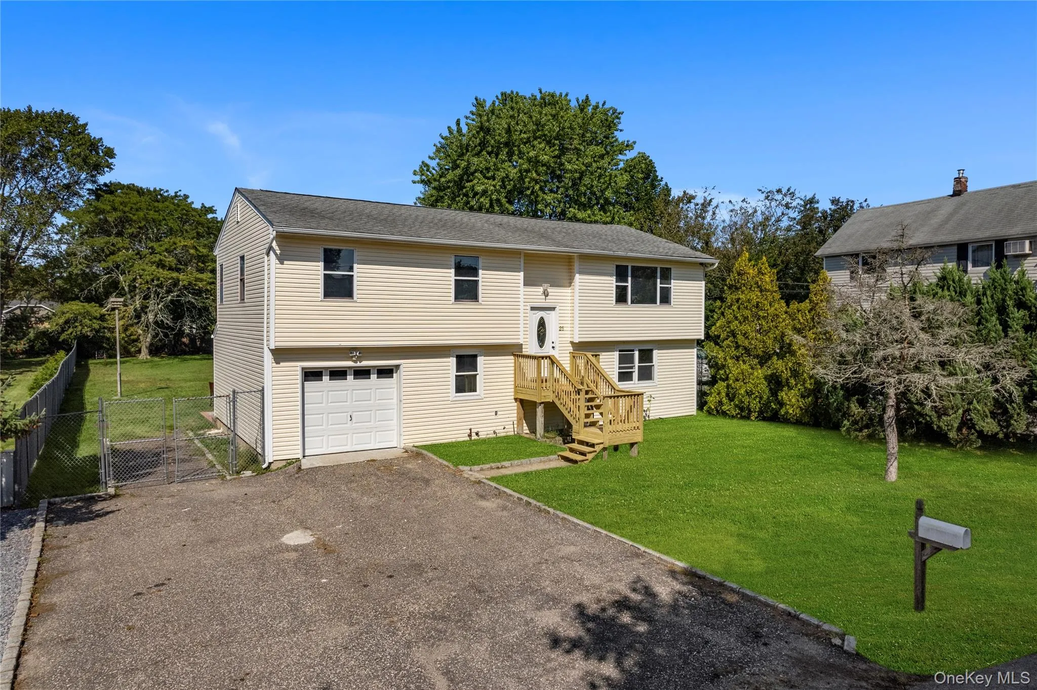 25 Marshall Street, Brookhaven, NY, 6 Bedrooms Bedrooms, 11 Rooms Rooms,2 BathroomsBathrooms,Residential,For Rent,Marshall,0,1027229 25 Marshall Street, Brookhaven, NY, 6 Bedrooms Bedrooms, 11 Rooms Rooms,2 BathroomsBathrooms,Residential,For Rent,Marshall,0,1027229