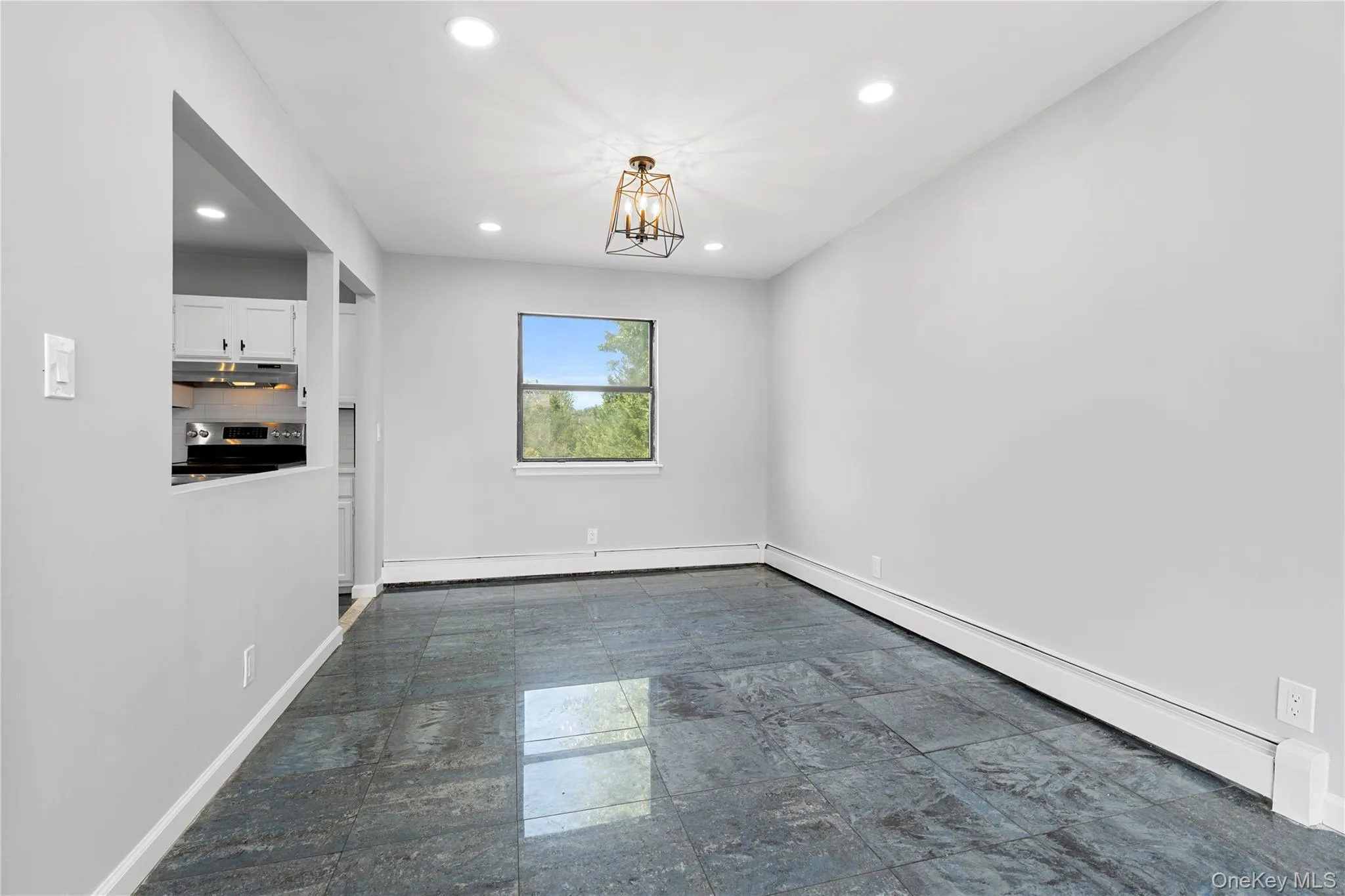25 Marshall Street, Brookhaven, NY, 6 Bedrooms Bedrooms, 11 Rooms Rooms,2 BathroomsBathrooms,Residential,For Rent,Marshall,0,1027229 25 Marshall Street, Brookhaven, NY, 6 Bedrooms Bedrooms, 11 Rooms Rooms,2 BathroomsBathrooms,Residential,For Rent,Marshall,0,1027229
