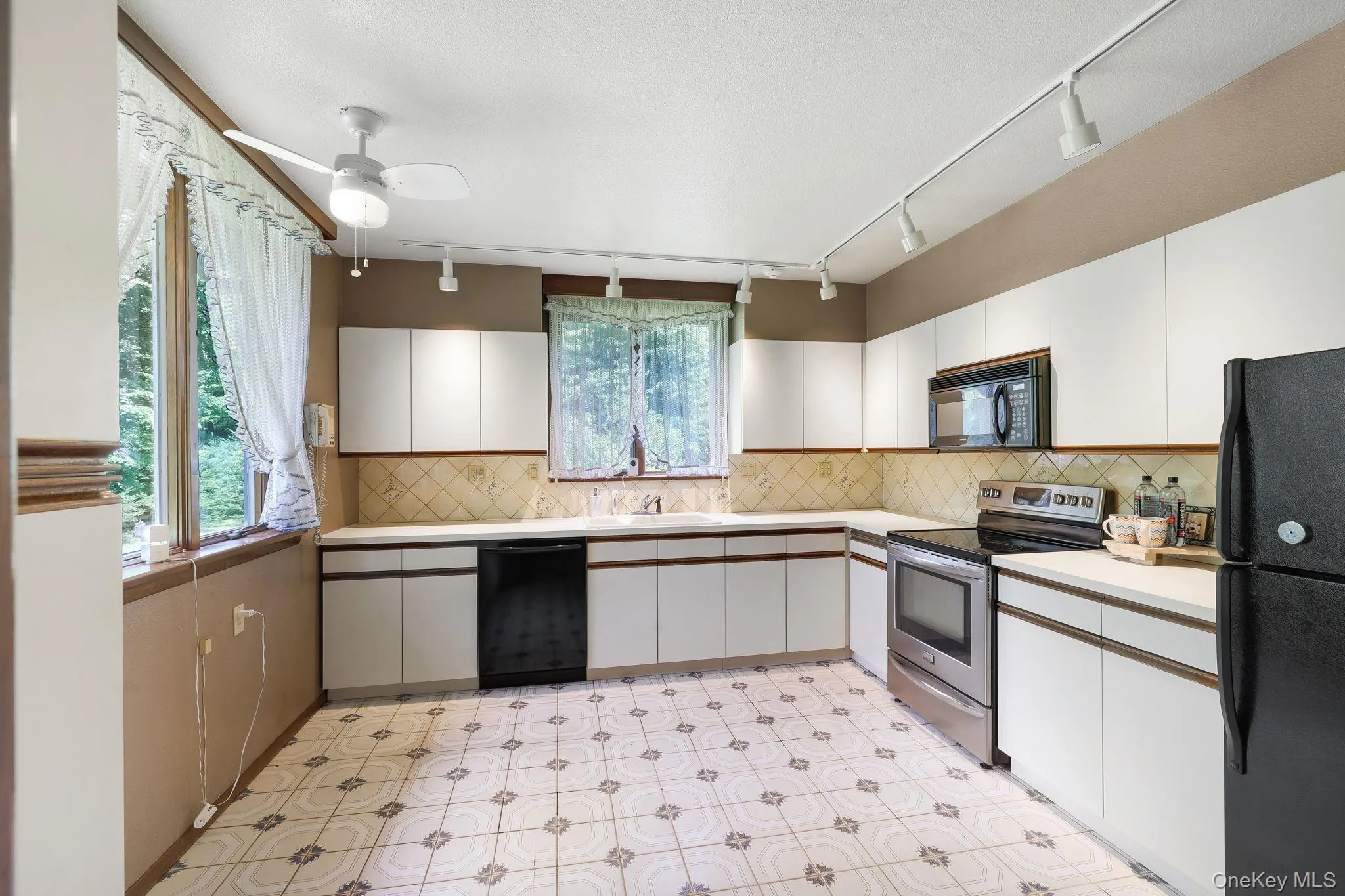 118 Bennett Road, Wawarsing, NY, 3 Bedrooms Bedrooms, 8 Rooms Rooms,2 BathroomsBathrooms,Residential,For Rent,Bennett,0,1027230 118 Bennett Road, Wawarsing, NY, 3 Bedrooms Bedrooms, 8 Rooms Rooms,2 BathroomsBathrooms,Residential,For Rent,Bennett,0,1027230