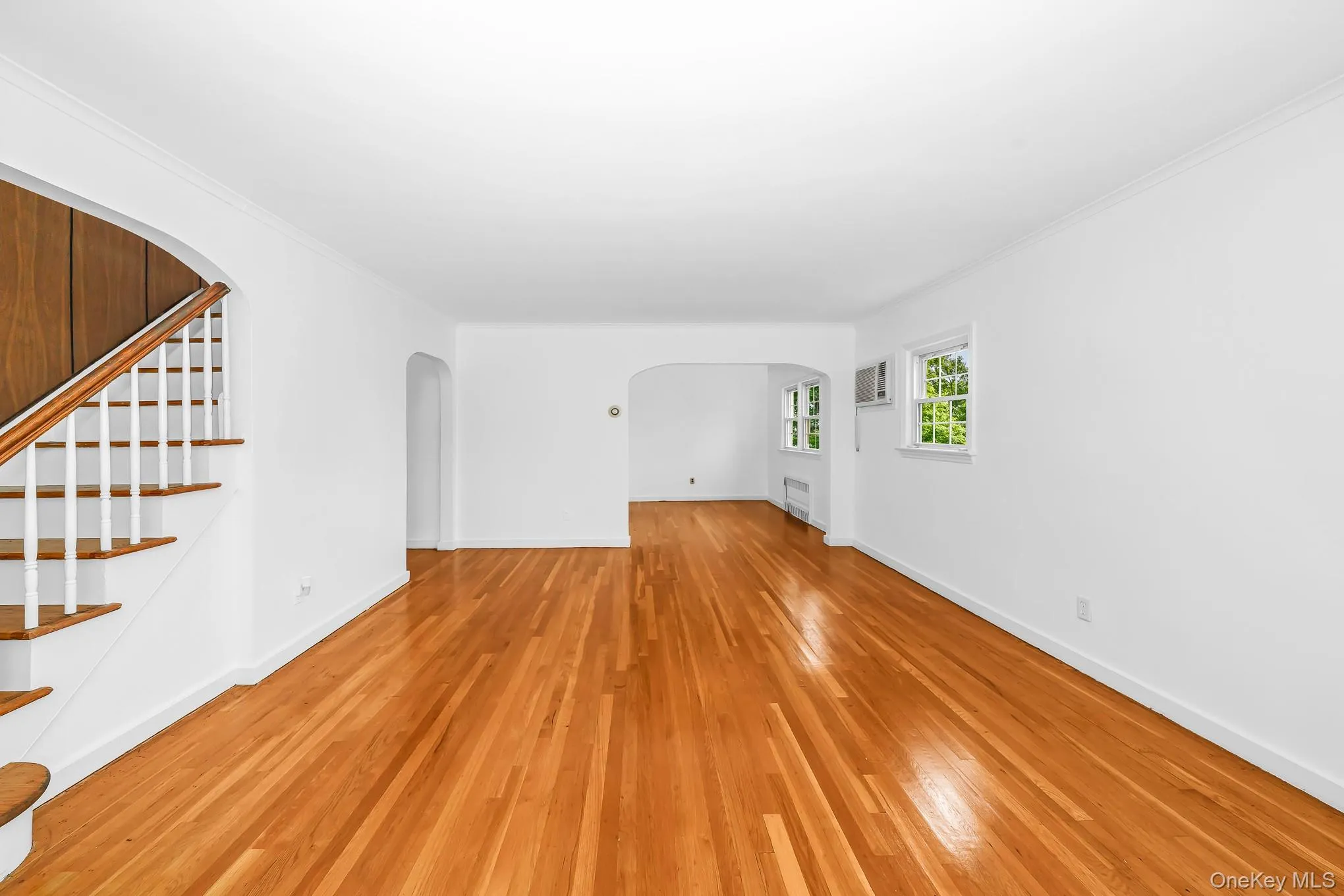 204 Center Street, North Hempstead, NY, 4 Bedrooms Bedrooms, 7 Rooms Rooms,2 BathroomsBathrooms,Residential,For Rent,Center,0,1027241 204 Center Street, North Hempstead, NY, 4 Bedrooms Bedrooms, 7 Rooms Rooms,2 BathroomsBathrooms,Residential,For Rent,Center,0,1027241