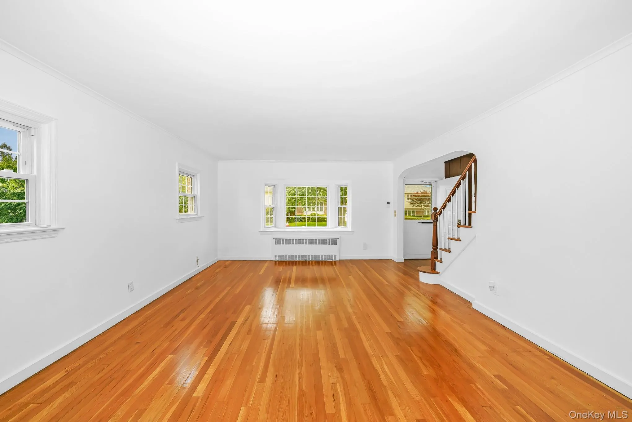 204 Center Street, North Hempstead, NY, 4 Bedrooms Bedrooms, 7 Rooms Rooms,2 BathroomsBathrooms,Residential,For Rent,Center,0,1027241 204 Center Street, North Hempstead, NY, 4 Bedrooms Bedrooms, 7 Rooms Rooms,2 BathroomsBathrooms,Residential,For Rent,Center,0,1027241