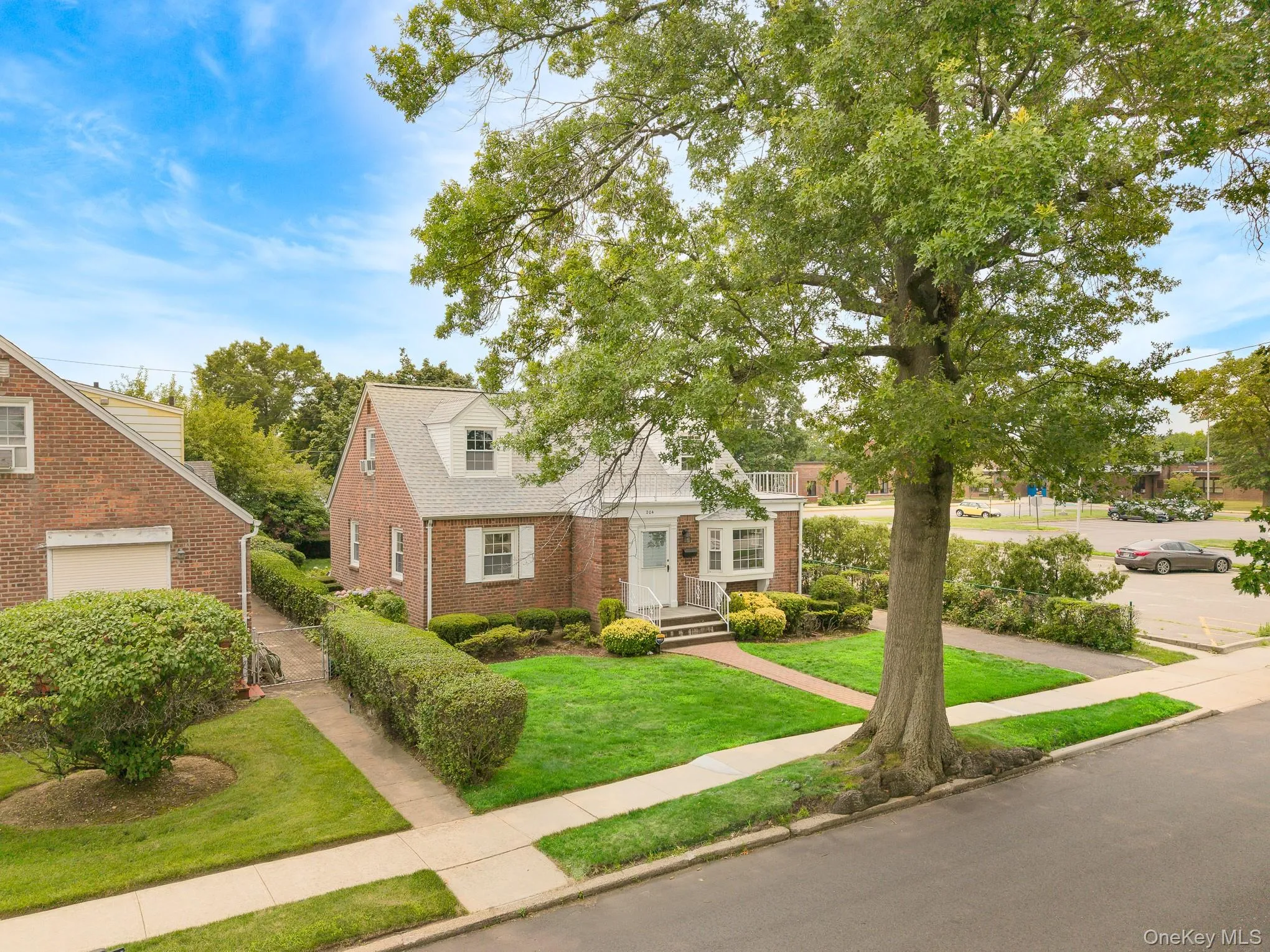 204 Center Street, North Hempstead, NY, 4 Bedrooms Bedrooms, 7 Rooms Rooms,2 BathroomsBathrooms,Residential,For Rent,Center,0,1027241 204 Center Street, North Hempstead, NY, 4 Bedrooms Bedrooms, 7 Rooms Rooms,2 BathroomsBathrooms,Residential,For Rent,Center,0,1027241