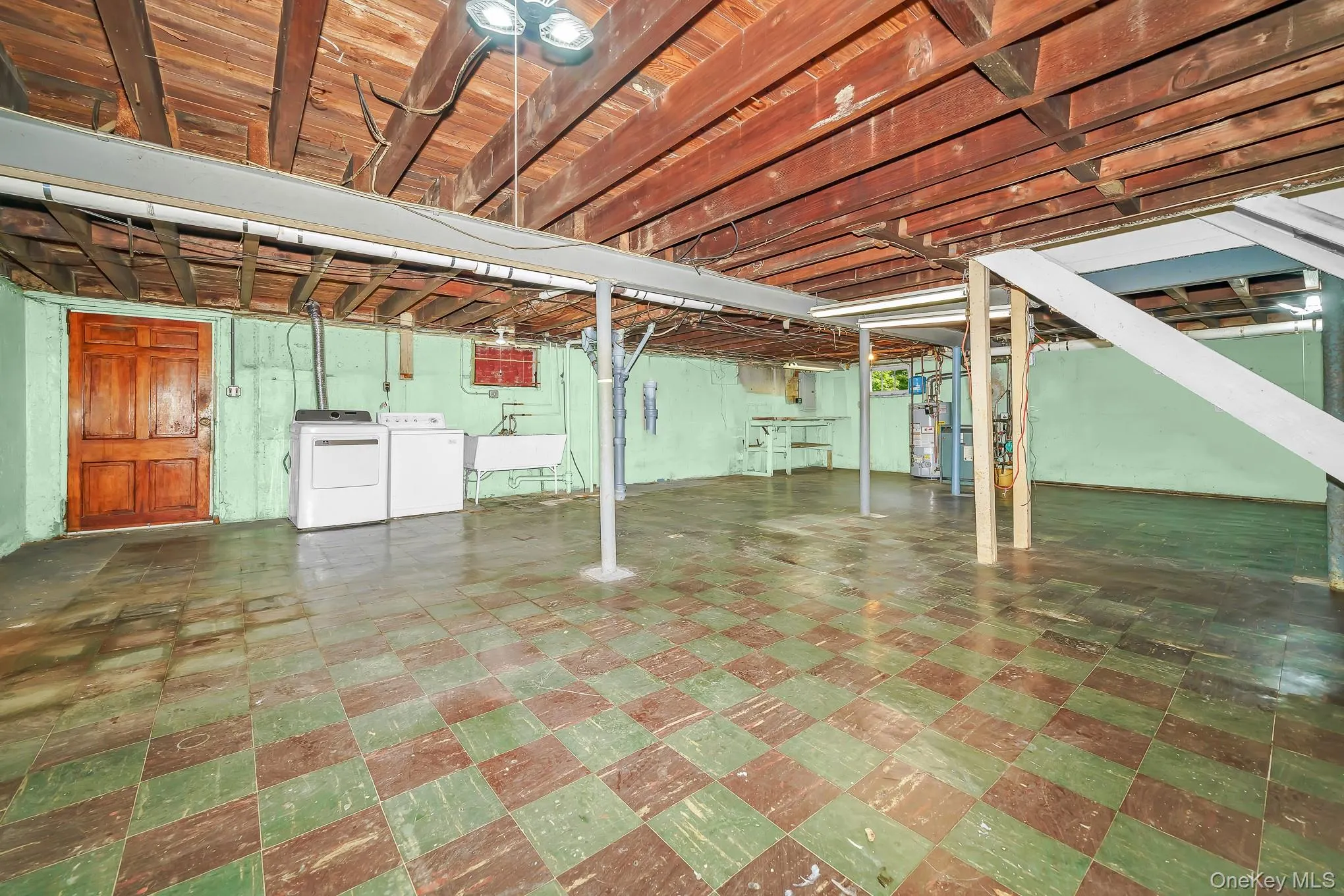 204 Center Street, North Hempstead, NY, 4 Bedrooms Bedrooms, 7 Rooms Rooms,2 BathroomsBathrooms,Residential,For Rent,Center,0,1027241 204 Center Street, North Hempstead, NY, 4 Bedrooms Bedrooms, 7 Rooms Rooms,2 BathroomsBathrooms,Residential,For Rent,Center,0,1027241
