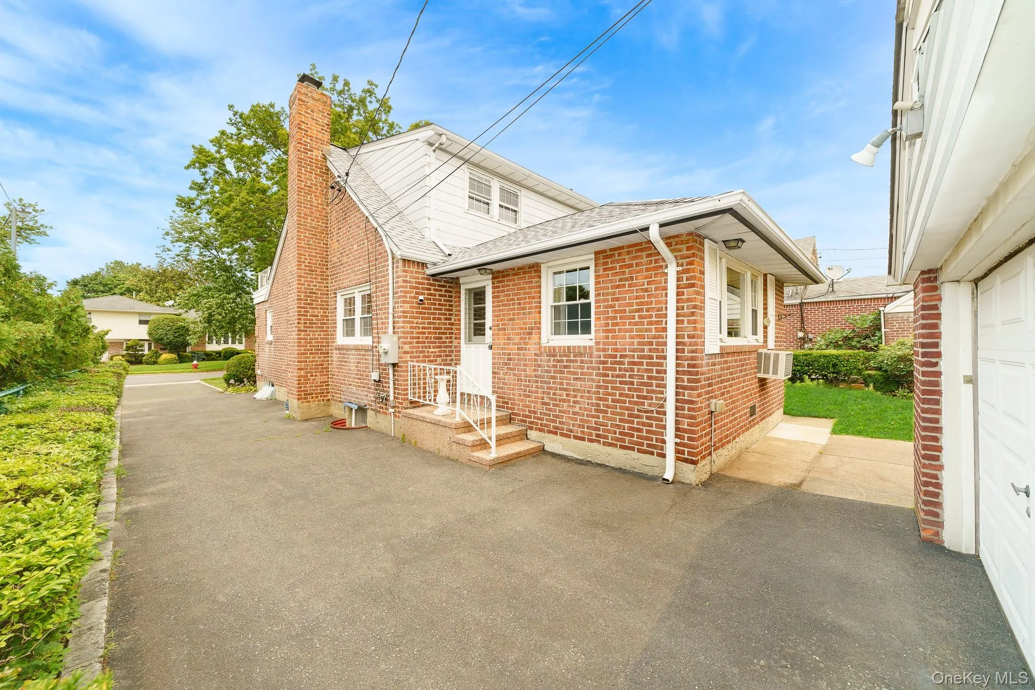 204 Center Street, North Hempstead, NY, 4 Bedrooms Bedrooms, 7 Rooms Rooms,2 BathroomsBathrooms,Residential,For Rent,Center,0,1027241 204 Center Street, North Hempstead, NY, 4 Bedrooms Bedrooms, 7 Rooms Rooms,2 BathroomsBathrooms,Residential,For Rent,Center,0,1027241