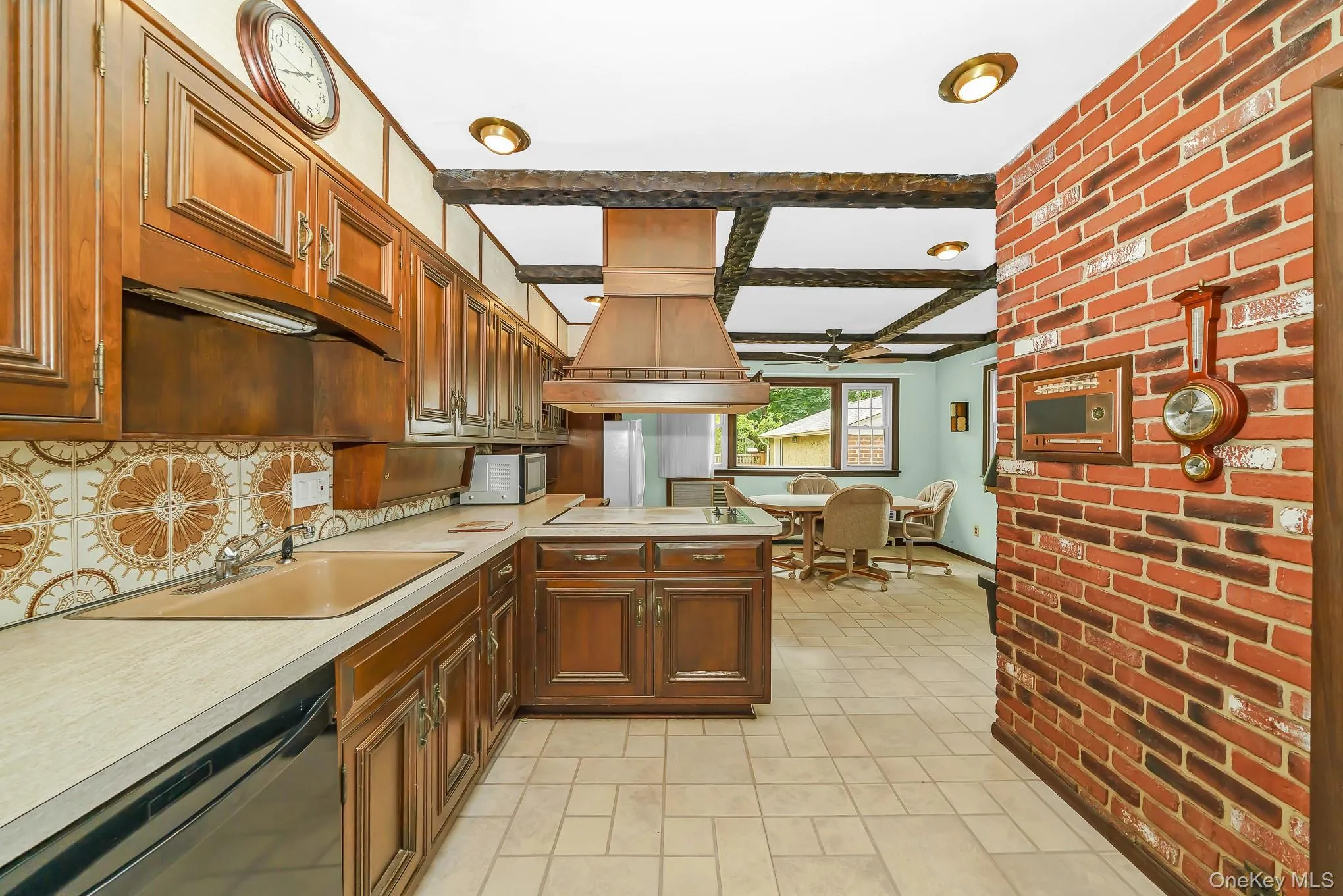 204 Center Street, North Hempstead, NY, 4 Bedrooms Bedrooms, 7 Rooms Rooms,2 BathroomsBathrooms,Residential,For Rent,Center,0,1027241 204 Center Street, North Hempstead, NY, 4 Bedrooms Bedrooms, 7 Rooms Rooms,2 BathroomsBathrooms,Residential,For Rent,Center,0,1027241