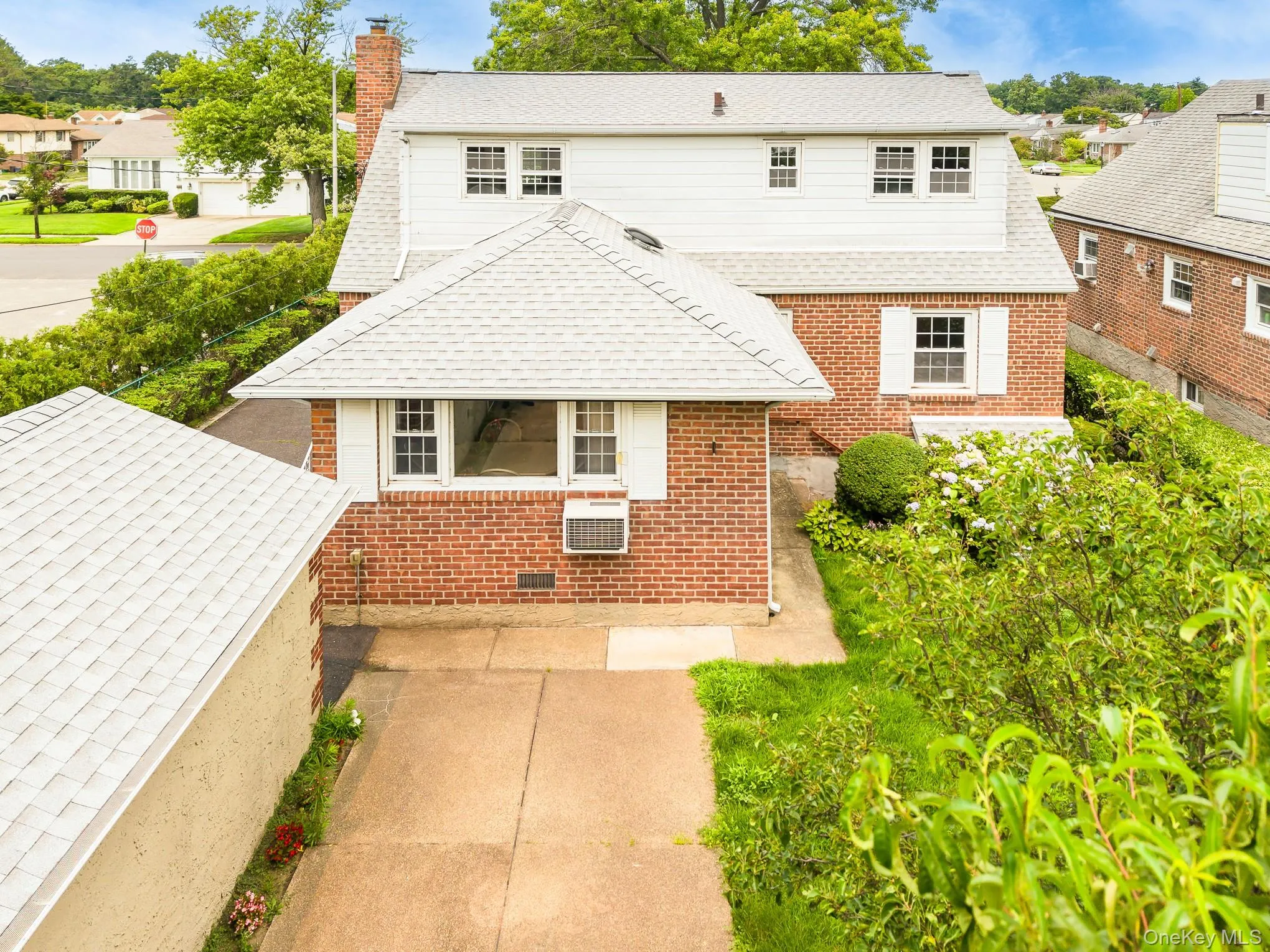 204 Center Street, North Hempstead, NY, 4 Bedrooms Bedrooms, 7 Rooms Rooms,2 BathroomsBathrooms,Residential,For Rent,Center,0,1027241 204 Center Street, North Hempstead, NY, 4 Bedrooms Bedrooms, 7 Rooms Rooms,2 BathroomsBathrooms,Residential,For Rent,Center,0,1027241