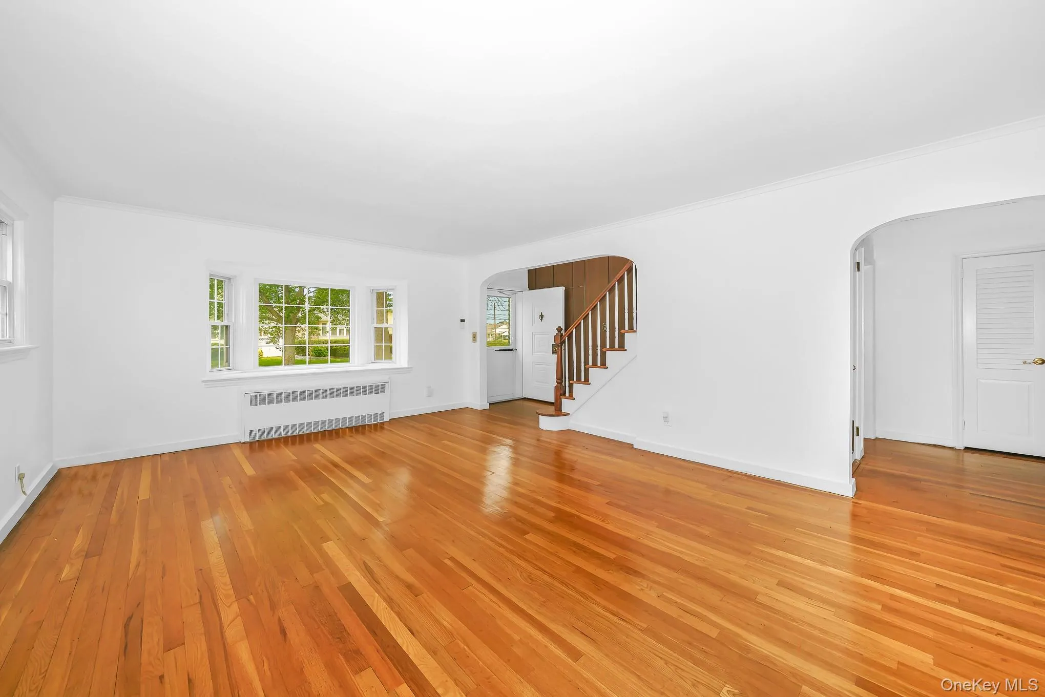 204 Center Street, North Hempstead, NY, 4 Bedrooms Bedrooms, 7 Rooms Rooms,2 BathroomsBathrooms,Residential,For Rent,Center,0,1027241 204 Center Street, North Hempstead, NY, 4 Bedrooms Bedrooms, 7 Rooms Rooms,2 BathroomsBathrooms,Residential,For Rent,Center,0,1027241