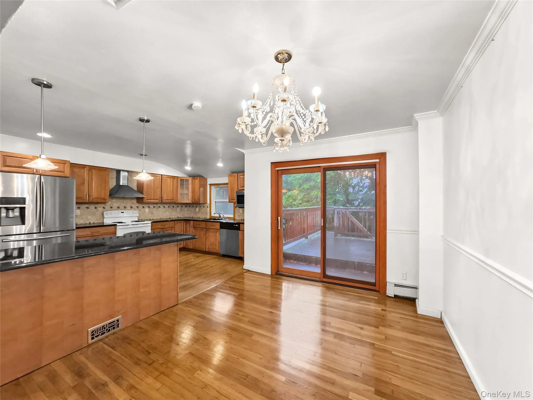 36 Clearview Drive, Babylon, NY, 4 Bedrooms Bedrooms, ,2 BathroomsBathrooms,Residential,For Rent,Clearview,0,1027242 36 Clearview Drive, Babylon, NY, 4 Bedrooms Bedrooms, ,2 BathroomsBathrooms,Residential,For Rent,Clearview,0,1027242