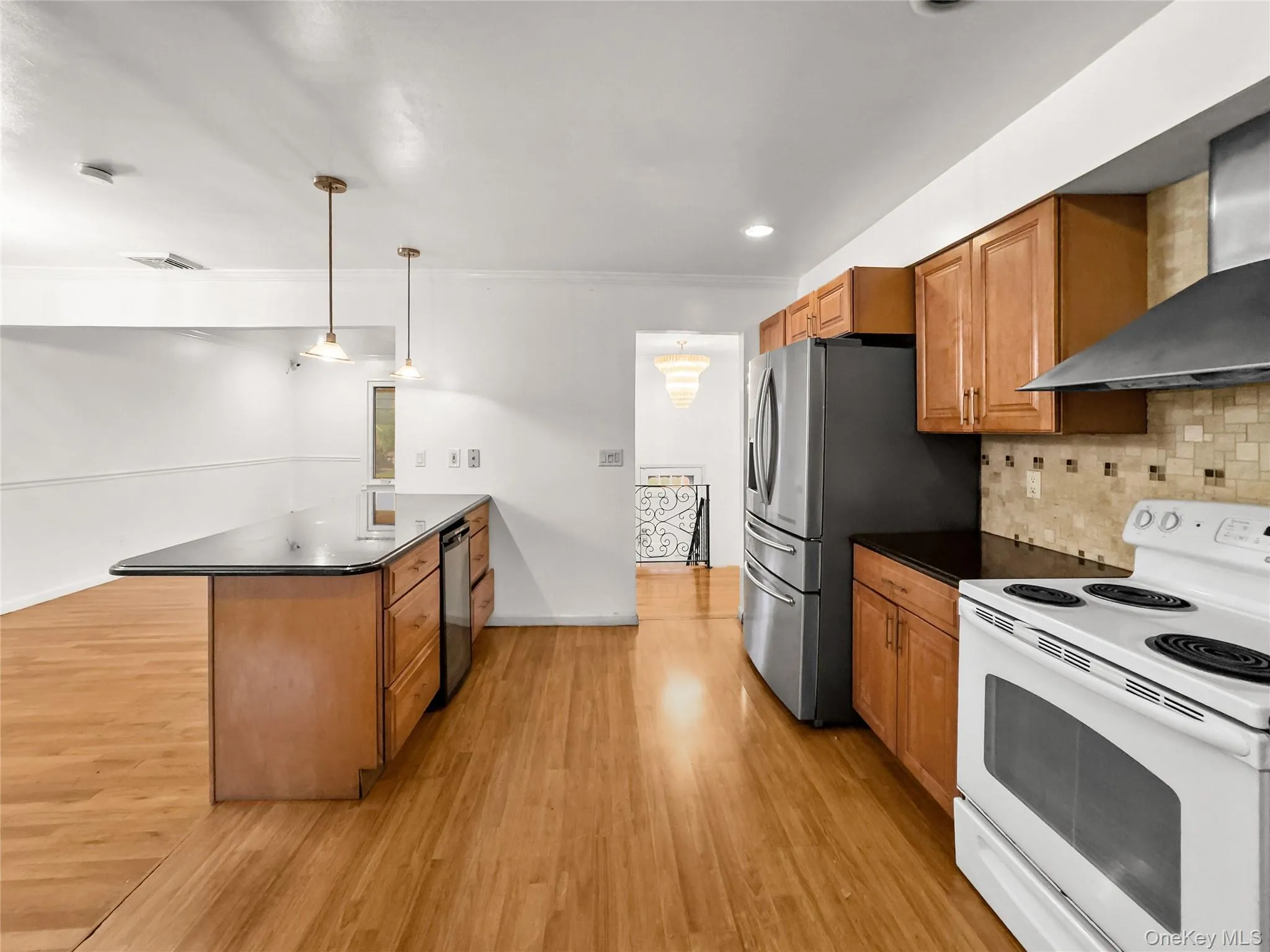 36 Clearview Drive, Babylon, NY, 4 Bedrooms Bedrooms, ,2 BathroomsBathrooms,Residential,For Rent,Clearview,0,1027242 36 Clearview Drive, Babylon, NY, 4 Bedrooms Bedrooms, ,2 BathroomsBathrooms,Residential,For Rent,Clearview,0,1027242
