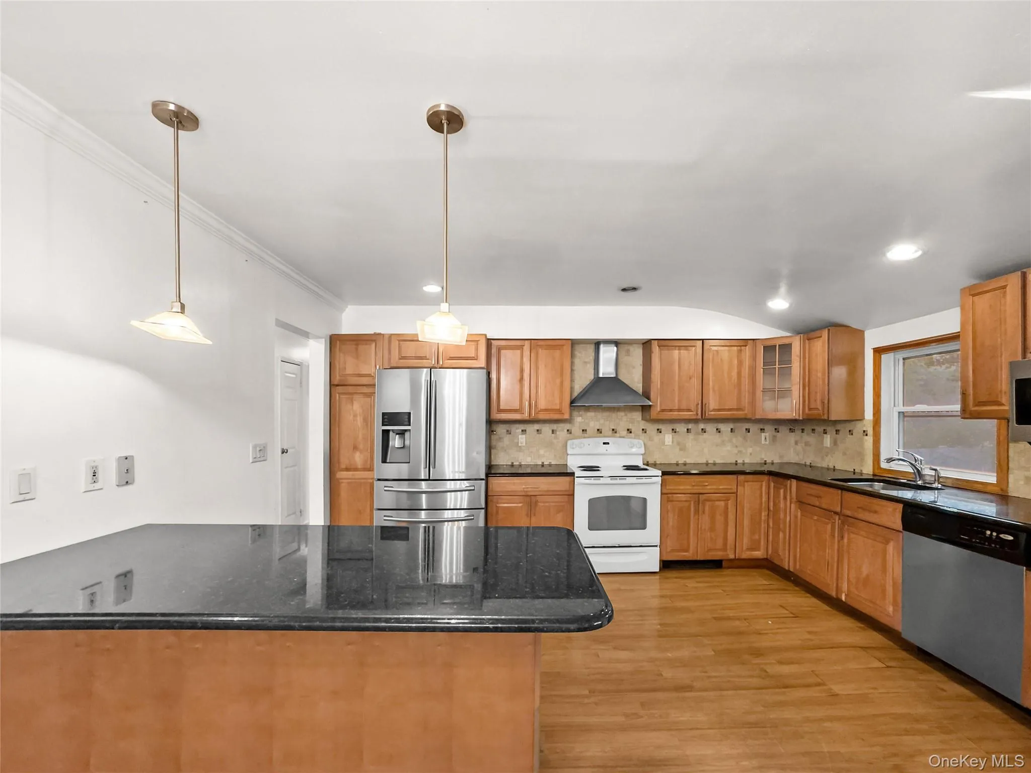 36 Clearview Drive, Babylon, NY, 4 Bedrooms Bedrooms, ,2 BathroomsBathrooms,Residential,For Rent,Clearview,0,1027242 36 Clearview Drive, Babylon, NY, 4 Bedrooms Bedrooms, ,2 BathroomsBathrooms,Residential,For Rent,Clearview,0,1027242