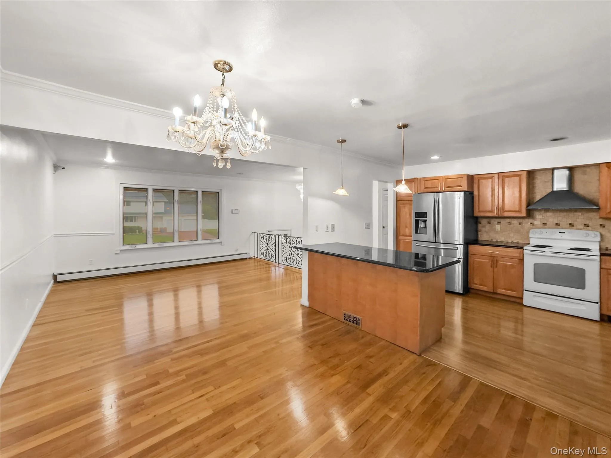 36 Clearview Drive, Babylon, NY, 4 Bedrooms Bedrooms, ,2 BathroomsBathrooms,Residential,For Rent,Clearview,0,1027242 36 Clearview Drive, Babylon, NY, 4 Bedrooms Bedrooms, ,2 BathroomsBathrooms,Residential,For Rent,Clearview,0,1027242