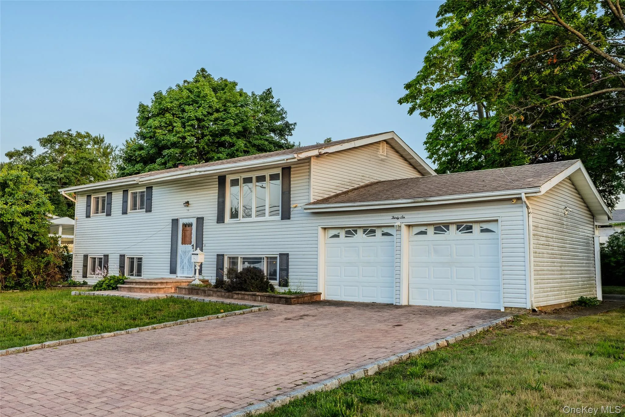 36 Clearview Drive, Babylon, NY, 4 Bedrooms Bedrooms, ,2 BathroomsBathrooms,Residential,For Rent,Clearview,0,1027242 36 Clearview Drive, Babylon, NY, 4 Bedrooms Bedrooms, ,2 BathroomsBathrooms,Residential,For Rent,Clearview,0,1027242
