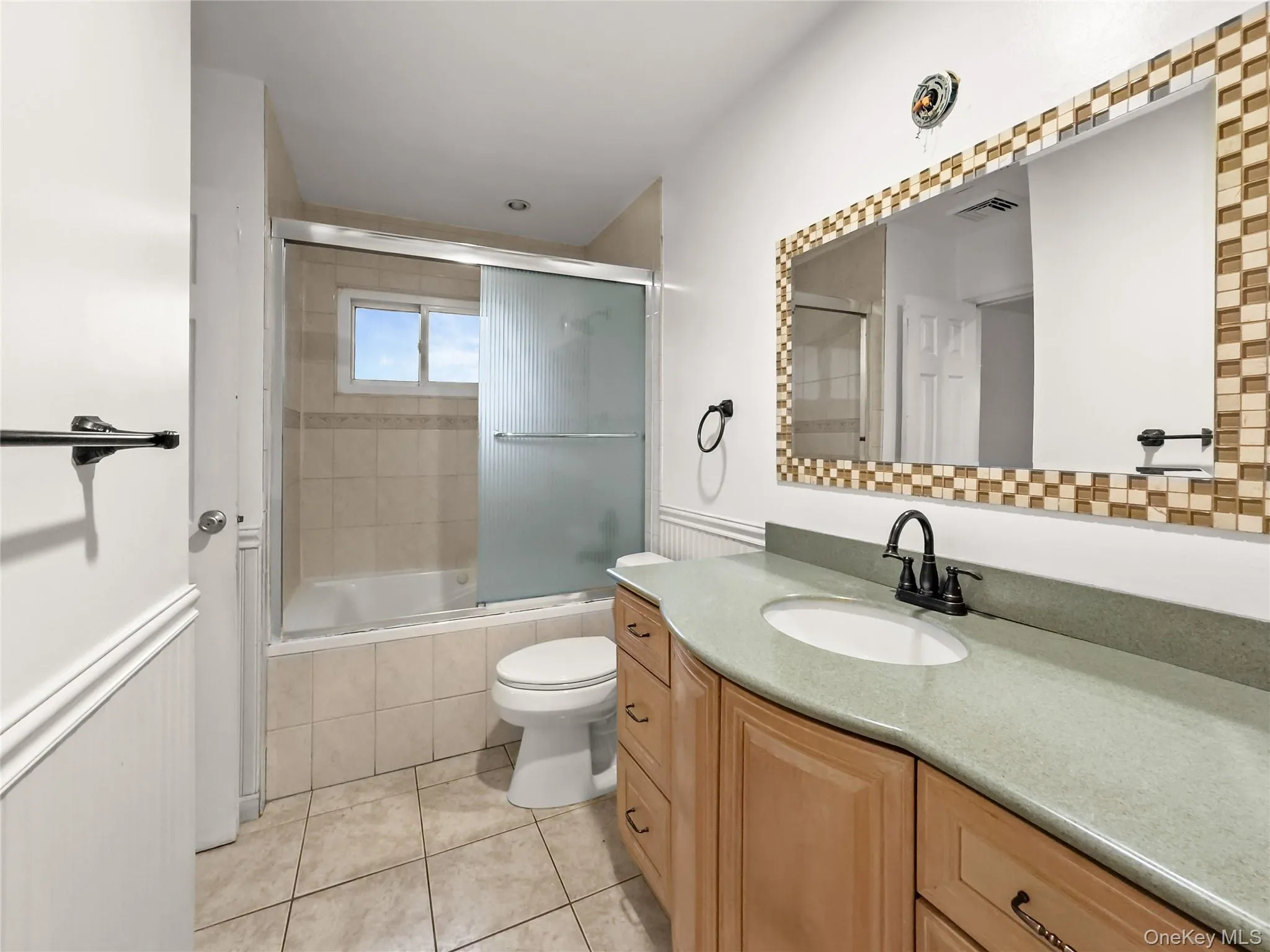 36 Clearview Drive, Babylon, NY, 4 Bedrooms Bedrooms, ,2 BathroomsBathrooms,Residential,For Rent,Clearview,0,1027242 36 Clearview Drive, Babylon, NY, 4 Bedrooms Bedrooms, ,2 BathroomsBathrooms,Residential,For Rent,Clearview,0,1027242
