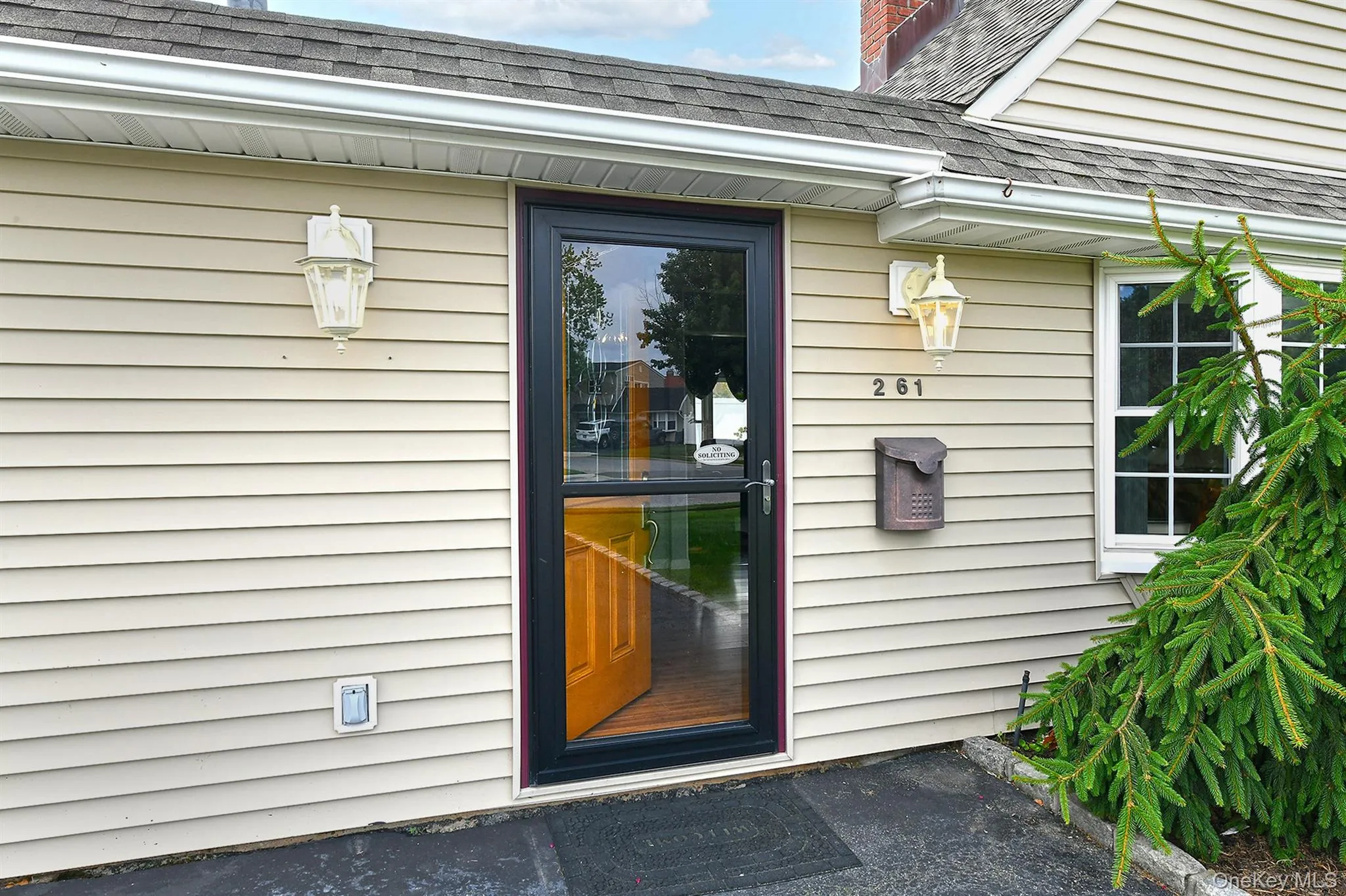 261 Elm Drive, Hempstead, NY, 5 Bedrooms Bedrooms, 9 Rooms Rooms,2 BathroomsBathrooms,Residential,For Rent,Elm,0,1027248 261 Elm Drive, Hempstead, NY, 5 Bedrooms Bedrooms, 9 Rooms Rooms,2 BathroomsBathrooms,Residential,For Rent,Elm,0,1027248