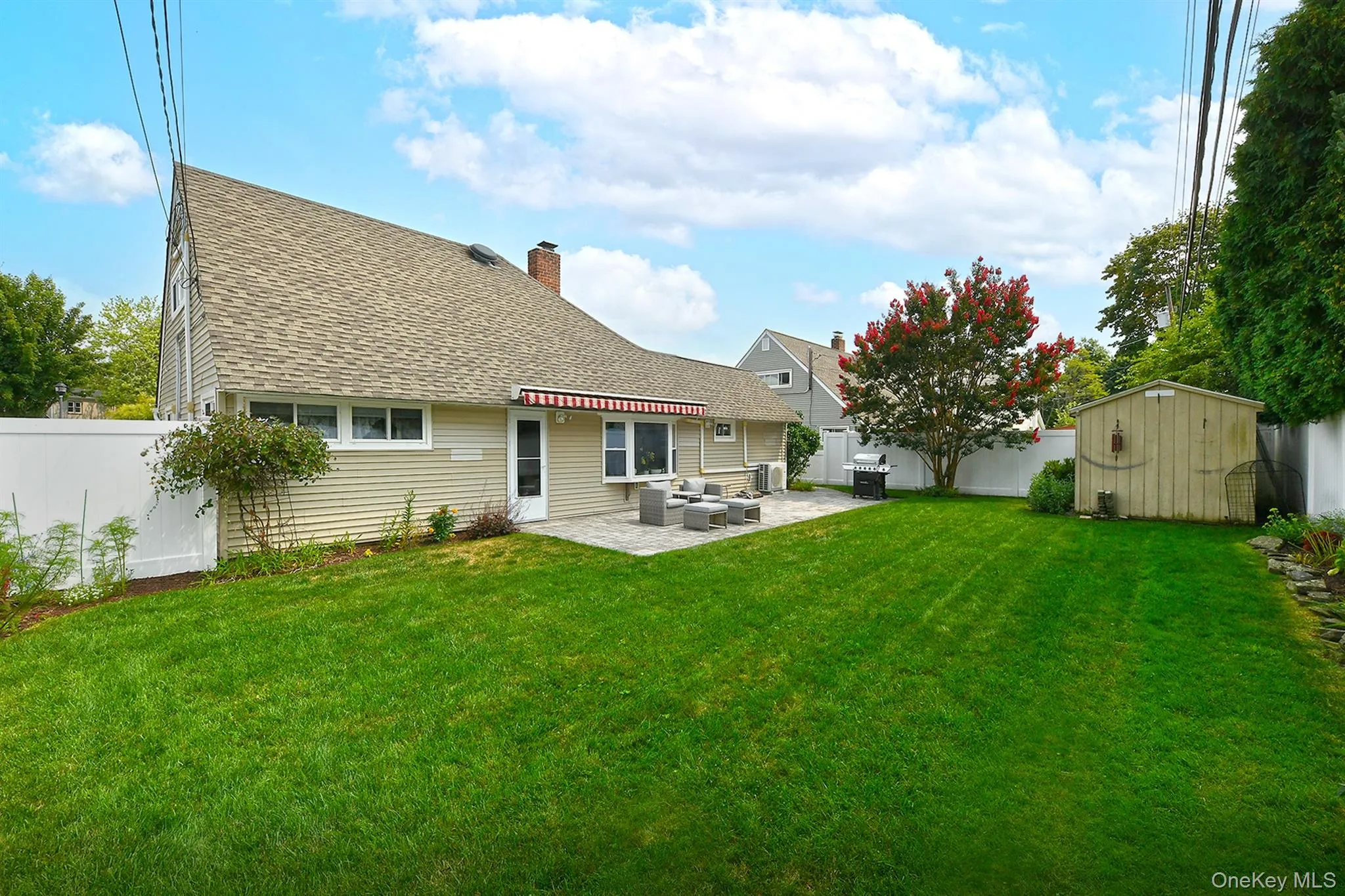 261 Elm Drive, Hempstead, NY, 5 Bedrooms Bedrooms, 9 Rooms Rooms,2 BathroomsBathrooms,Residential,For Rent,Elm,0,1027248 261 Elm Drive, Hempstead, NY, 5 Bedrooms Bedrooms, 9 Rooms Rooms,2 BathroomsBathrooms,Residential,For Rent,Elm,0,1027248