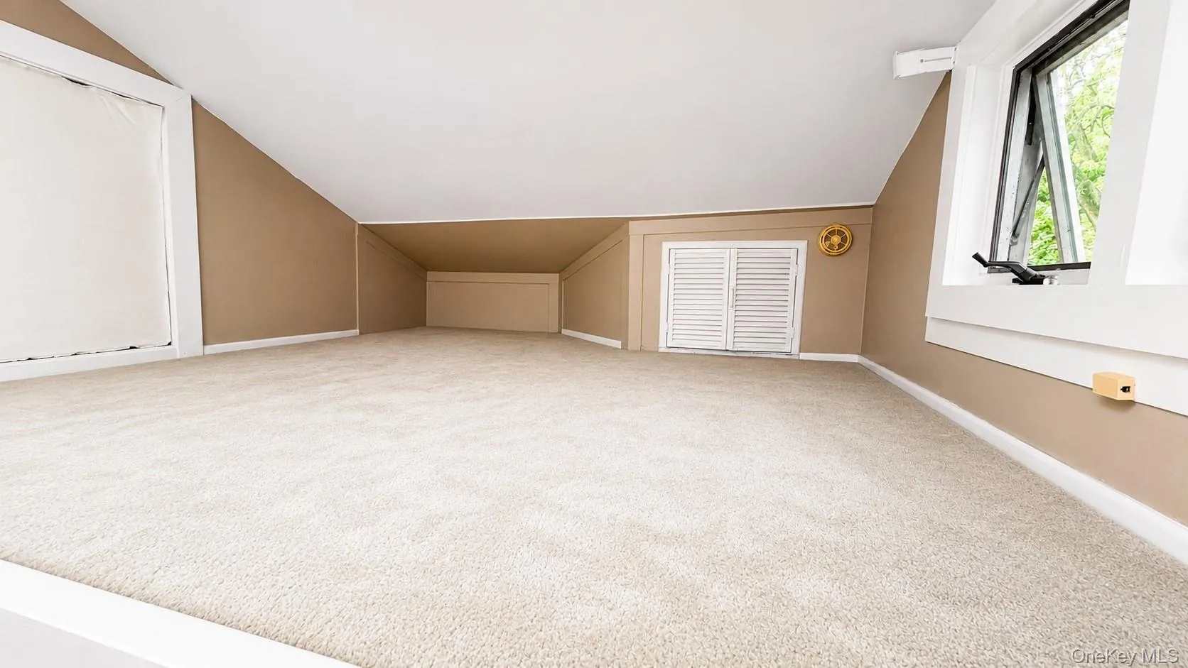 38 Hill Drive, Oyster Bay, NY, 3 Bedrooms Bedrooms, 6 Rooms Rooms,1 BathroomBathrooms,Residential,For Rent,Hill,0,1027250 38 Hill Drive, Oyster Bay, NY, 3 Bedrooms Bedrooms, 6 Rooms Rooms,1 BathroomBathrooms,Residential,For Rent,Hill,0,1027250