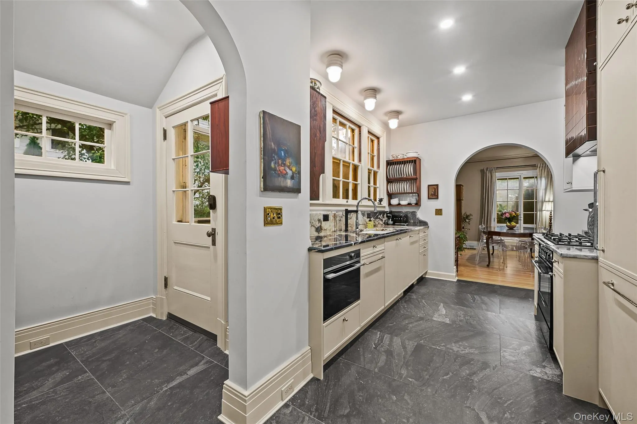 11 Maple Avenue, Mamaroneck, NY, 4 Bedrooms Bedrooms, 10 Rooms Rooms,2 BathroomsBathrooms,Residential Lease,For Rent,Maple,0,1027253 11 Maple Avenue, Mamaroneck, NY, 4 Bedrooms Bedrooms, 10 Rooms Rooms,2 BathroomsBathrooms,Residential Lease,For Rent,Maple,0,1027253
