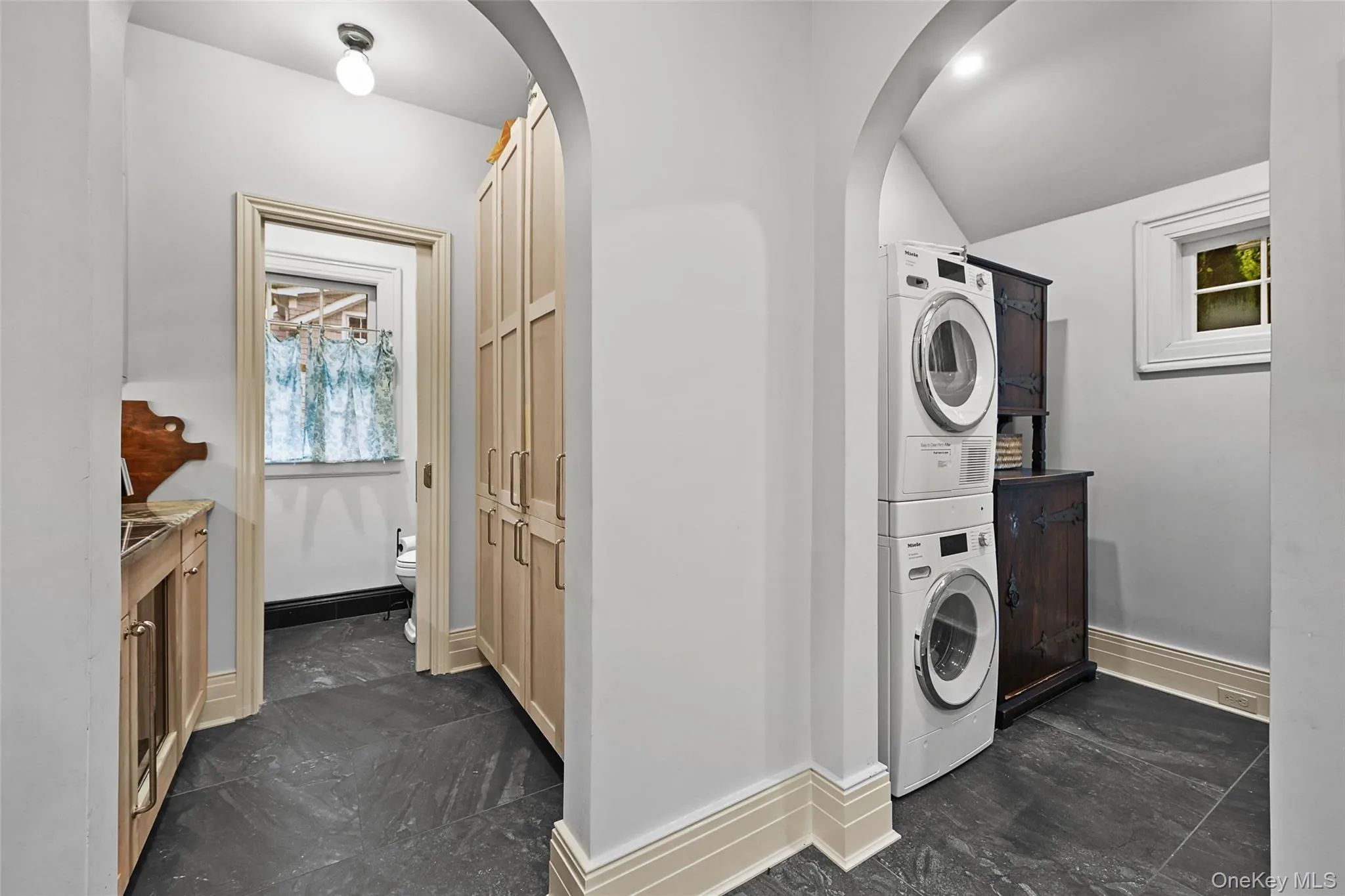 11 Maple Avenue, Mamaroneck, NY, 4 Bedrooms Bedrooms, 10 Rooms Rooms,2 BathroomsBathrooms,Residential Lease,For Rent,Maple,0,1027253 11 Maple Avenue, Mamaroneck, NY, 4 Bedrooms Bedrooms, 10 Rooms Rooms,2 BathroomsBathrooms,Residential Lease,For Rent,Maple,0,1027253