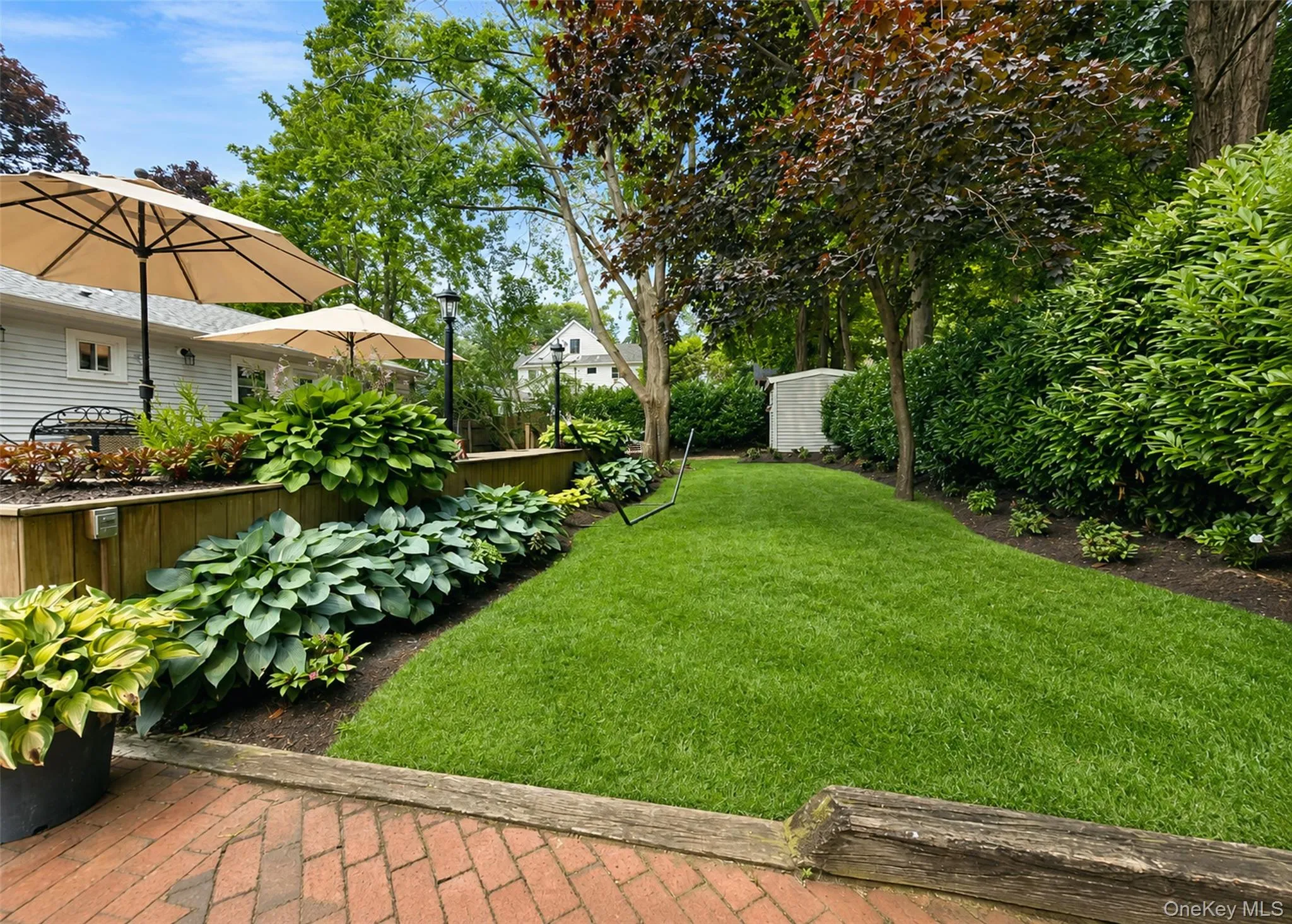 Plenty Of Colorful Plantings & Foliage Surround The Property Plenty Of Colorful Plantings & Foliage Surround The Property