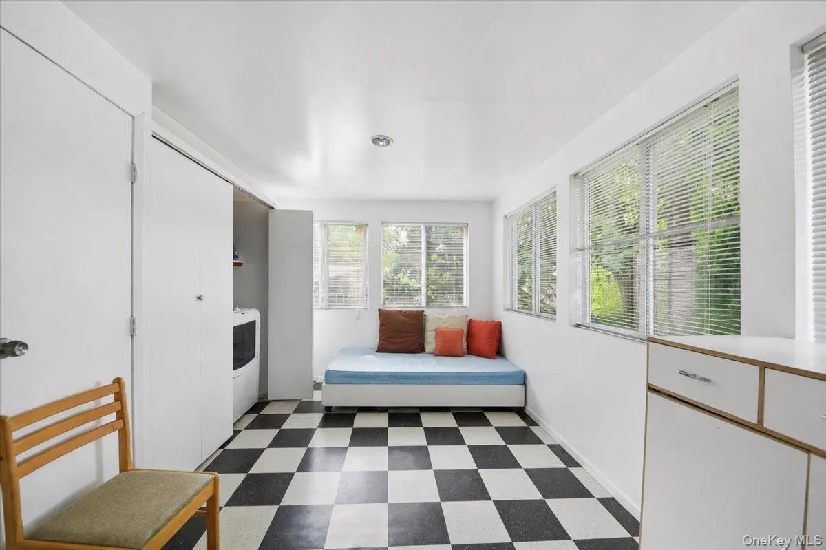14 Glenn Place, Greenburgh, NY, 5 Bedrooms Bedrooms, 9 Rooms Rooms,4 BathroomsBathrooms,Residential,For Rent,Glenn,0,1027260 14 Glenn Place, Greenburgh, NY, 5 Bedrooms Bedrooms, 9 Rooms Rooms,4 BathroomsBathrooms,Residential,For Rent,Glenn,0,1027260