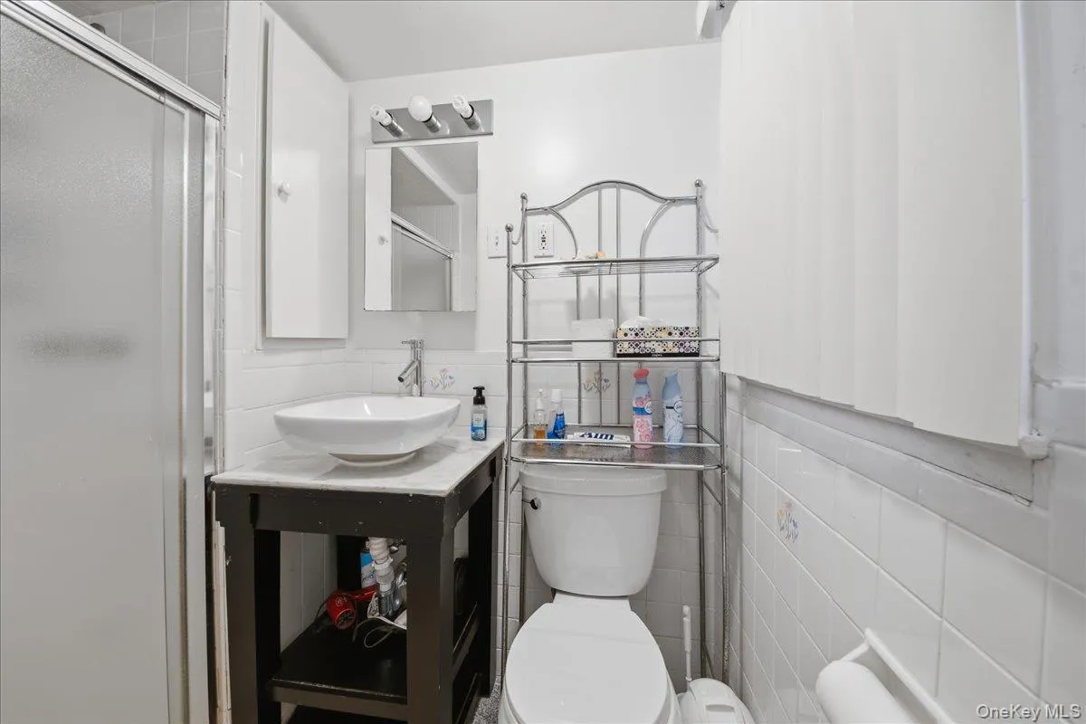 14 Glenn Place, Greenburgh, NY, 5 Bedrooms Bedrooms, 9 Rooms Rooms,4 BathroomsBathrooms,Residential,For Rent,Glenn,0,1027260 14 Glenn Place, Greenburgh, NY, 5 Bedrooms Bedrooms, 9 Rooms Rooms,4 BathroomsBathrooms,Residential,For Rent,Glenn,0,1027260