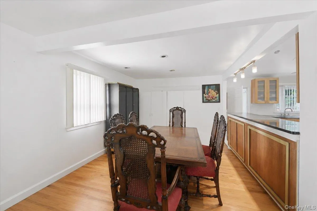14 Glenn Place, Greenburgh, NY, 5 Bedrooms Bedrooms, 9 Rooms Rooms,4 BathroomsBathrooms,Residential,For Rent,Glenn,0,1027260 14 Glenn Place, Greenburgh, NY, 5 Bedrooms Bedrooms, 9 Rooms Rooms,4 BathroomsBathrooms,Residential,For Rent,Glenn,0,1027260