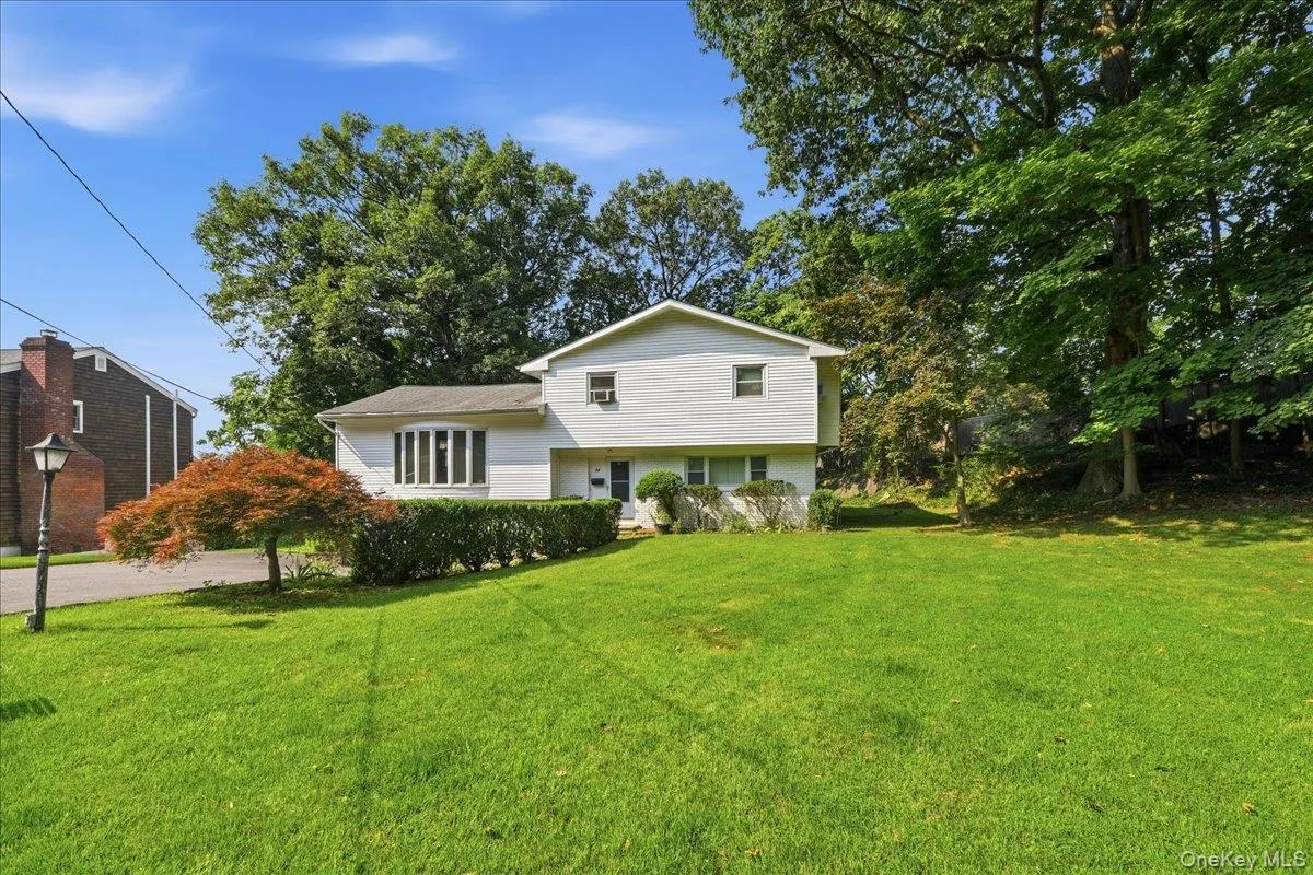 14 Glenn Place, Greenburgh, NY, 5 Bedrooms Bedrooms, 9 Rooms Rooms,4 BathroomsBathrooms,Residential,For Rent,Glenn,0,1027260 14 Glenn Place, Greenburgh, NY, 5 Bedrooms Bedrooms, 9 Rooms Rooms,4 BathroomsBathrooms,Residential,For Rent,Glenn,0,1027260