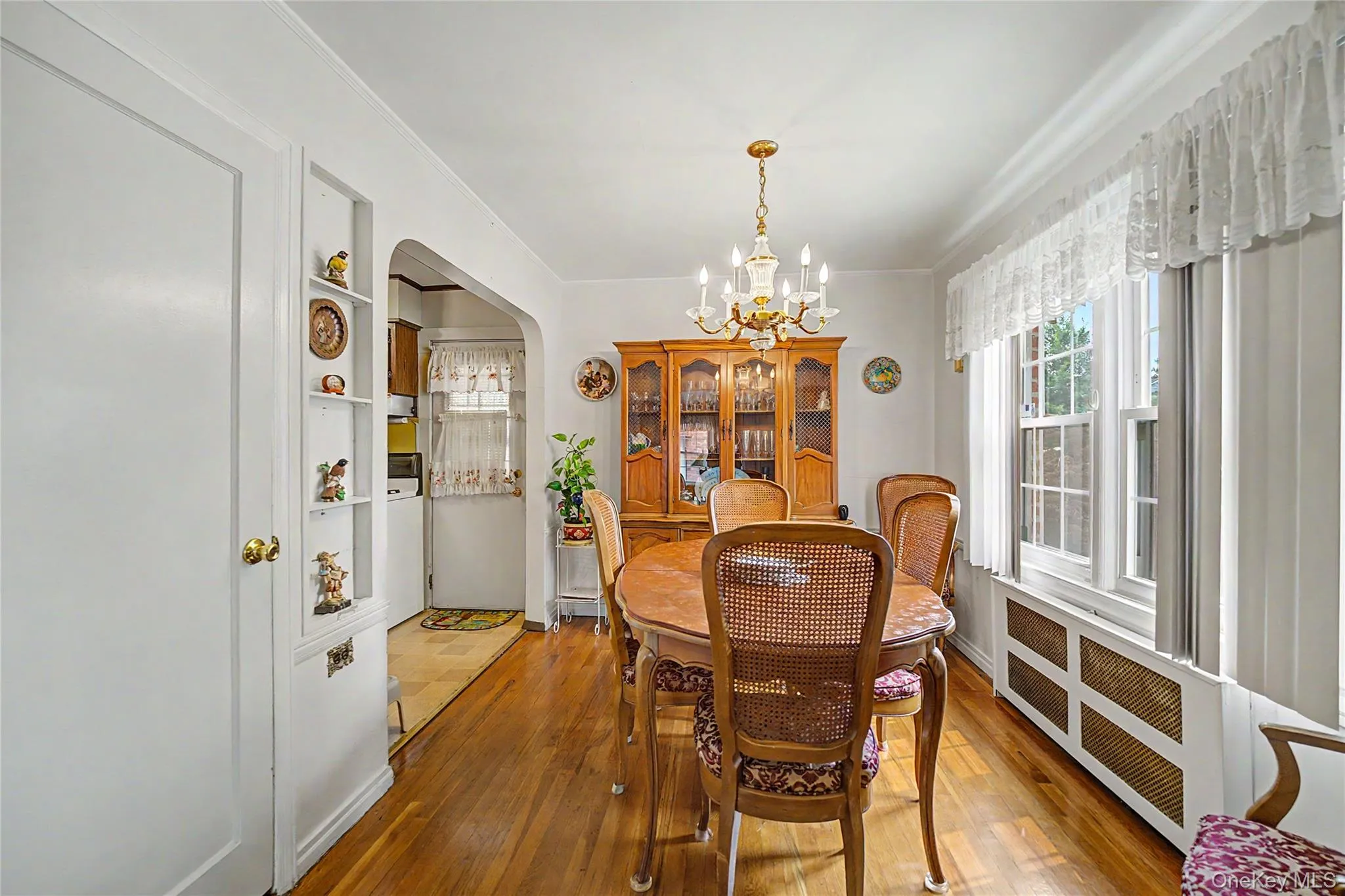 8007 250th Street, New York, NY, 4 Bedrooms Bedrooms, 8 Rooms Rooms,1 BathroomBathrooms,Residential,For Rent,250th,0,1027262 8007 250th Street, New York, NY, 4 Bedrooms Bedrooms, 8 Rooms Rooms,1 BathroomBathrooms,Residential,For Rent,250th,0,1027262