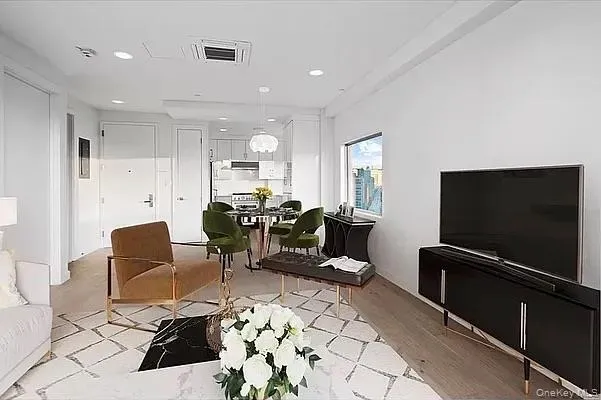 4244 Crescent Street, New York, NY, 1 Bedroom Bedrooms, 2 Rooms Rooms,1 BathroomBathrooms,Residential,For Rent,Crescent,0,1027264 4244 Crescent Street, New York, NY, 1 Bedroom Bedrooms, 2 Rooms Rooms,1 BathroomBathrooms,Residential,For Rent,Crescent,0,1027264