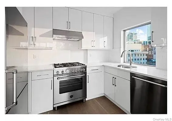 4244 Crescent Street, New York, NY, 1 Bedroom Bedrooms, 2 Rooms Rooms,1 BathroomBathrooms,Residential,For Rent,Crescent,0,1027264 4244 Crescent Street, New York, NY, 1 Bedroom Bedrooms, 2 Rooms Rooms,1 BathroomBathrooms,Residential,For Rent,Crescent,0,1027264