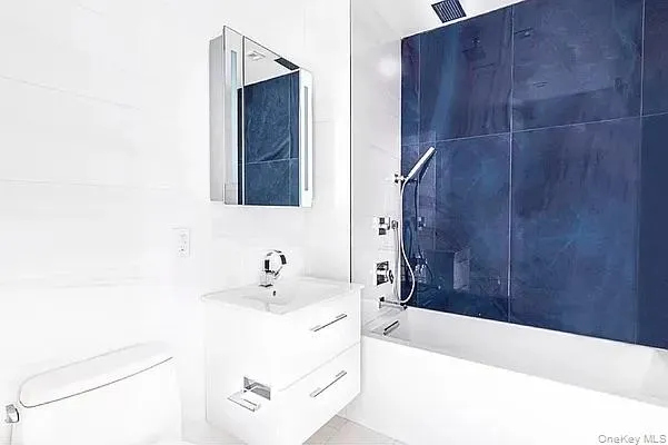 4244 Crescent Street, New York, NY, 1 Bedroom Bedrooms, 2 Rooms Rooms,1 BathroomBathrooms,Residential,For Rent,Crescent,0,1027264 4244 Crescent Street, New York, NY, 1 Bedroom Bedrooms, 2 Rooms Rooms,1 BathroomBathrooms,Residential,For Rent,Crescent,0,1027264