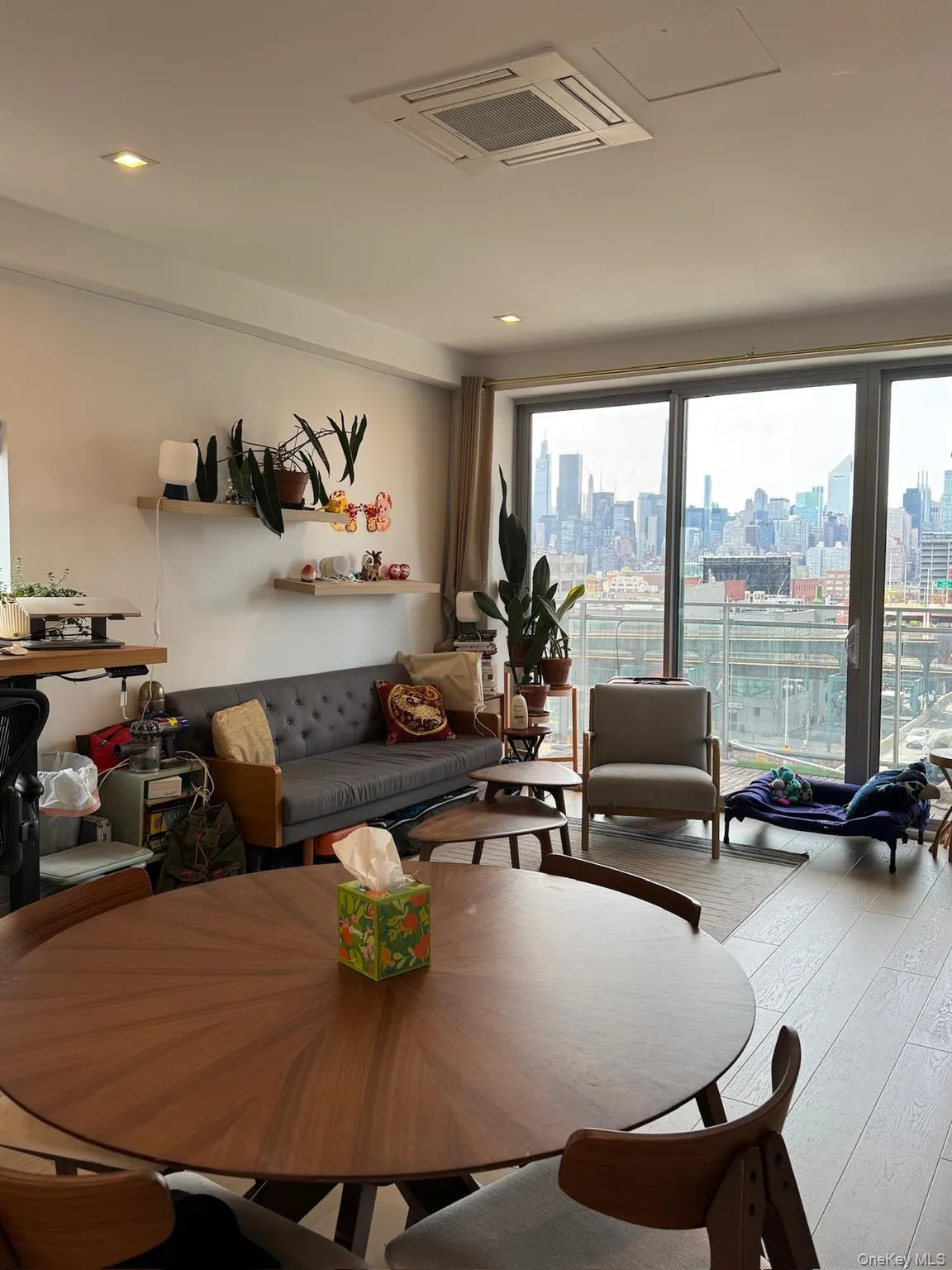 4244 Crescent Street, New York, NY, 1 Bedroom Bedrooms, 2 Rooms Rooms,1 BathroomBathrooms,Residential,For Rent,Crescent,0,1027264 4244 Crescent Street, New York, NY, 1 Bedroom Bedrooms, 2 Rooms Rooms,1 BathroomBathrooms,Residential,For Rent,Crescent,0,1027264
