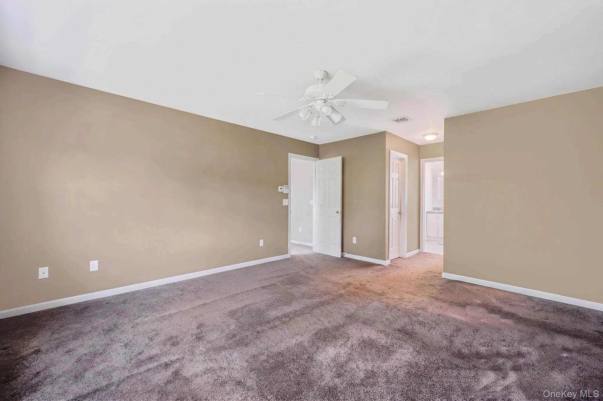 62 Tallmadge Trail, Brookhaven, NY, 4 Bedrooms Bedrooms, 8 Rooms Rooms,2 BathroomsBathrooms,Residential,For Rent,Tallmadge,0,1027265 62 Tallmadge Trail, Brookhaven, NY, 4 Bedrooms Bedrooms, 8 Rooms Rooms,2 BathroomsBathrooms,Residential,For Rent,Tallmadge,0,1027265