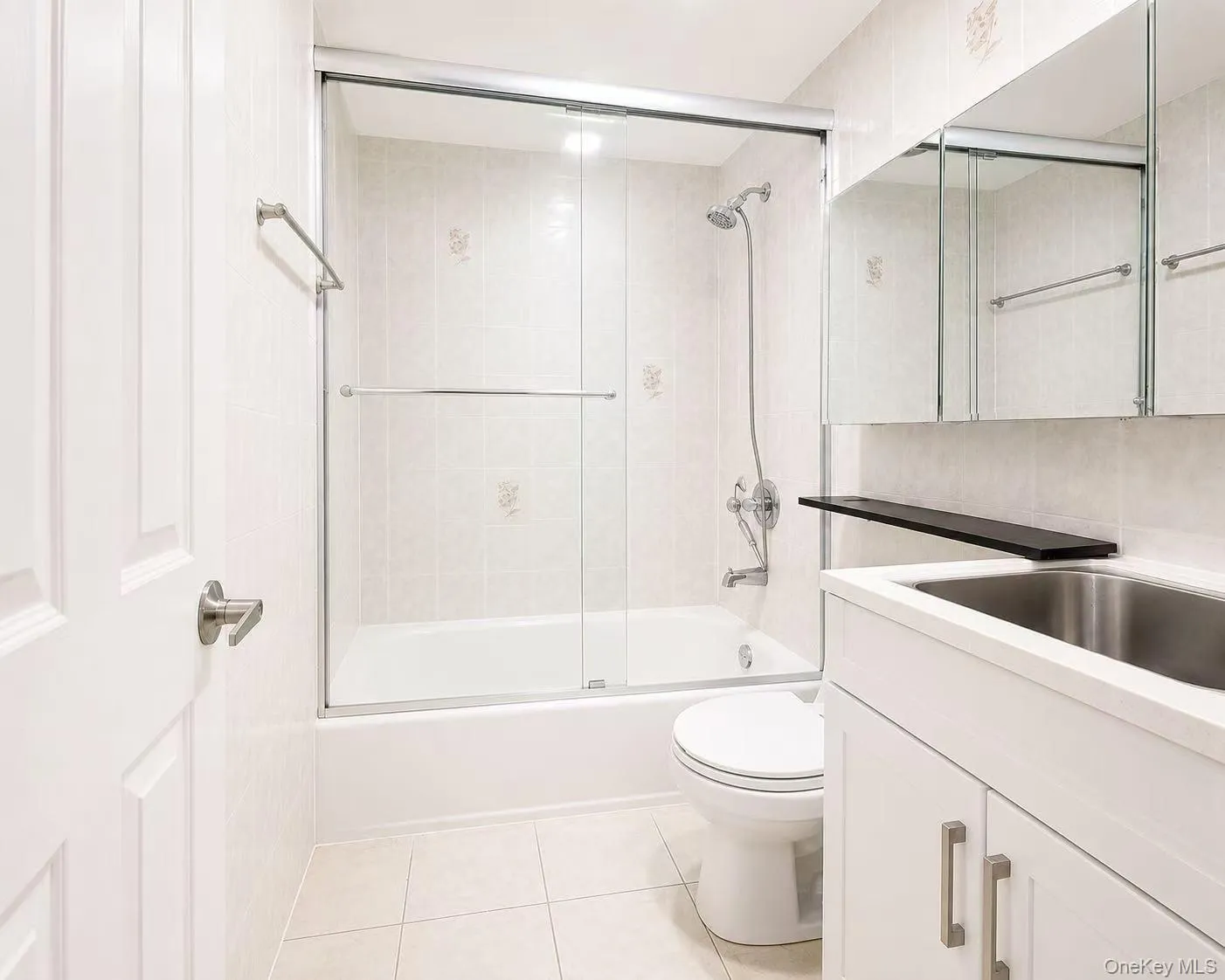 219-36 64th Avenue, New York, NY, 1 Bedroom Bedrooms, 4 Rooms Rooms,1 BathroomBathrooms,Residential,For Rent,64th,0,1027267 219-36 64th Avenue, New York, NY, 1 Bedroom Bedrooms, 4 Rooms Rooms,1 BathroomBathrooms,Residential,For Rent,64th,0,1027267
