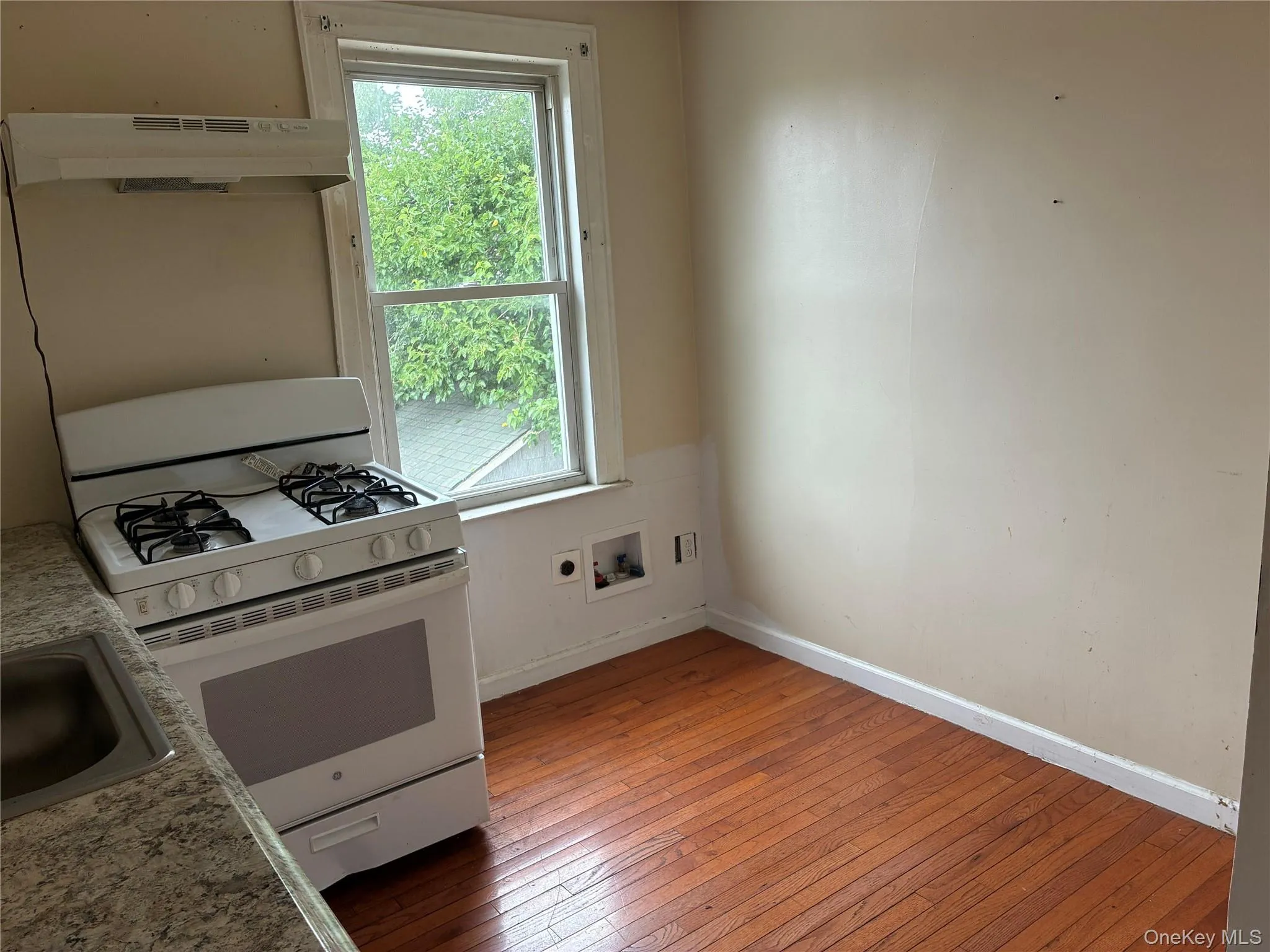 12105 Linden Boulevard, New York, NY, 4 Bedrooms Bedrooms, 7 Rooms Rooms,2 BathroomsBathrooms,Residential,For Rent,Linden,0,1027272 12105 Linden Boulevard, New York, NY, 4 Bedrooms Bedrooms, 7 Rooms Rooms,2 BathroomsBathrooms,Residential,For Rent,Linden,0,1027272