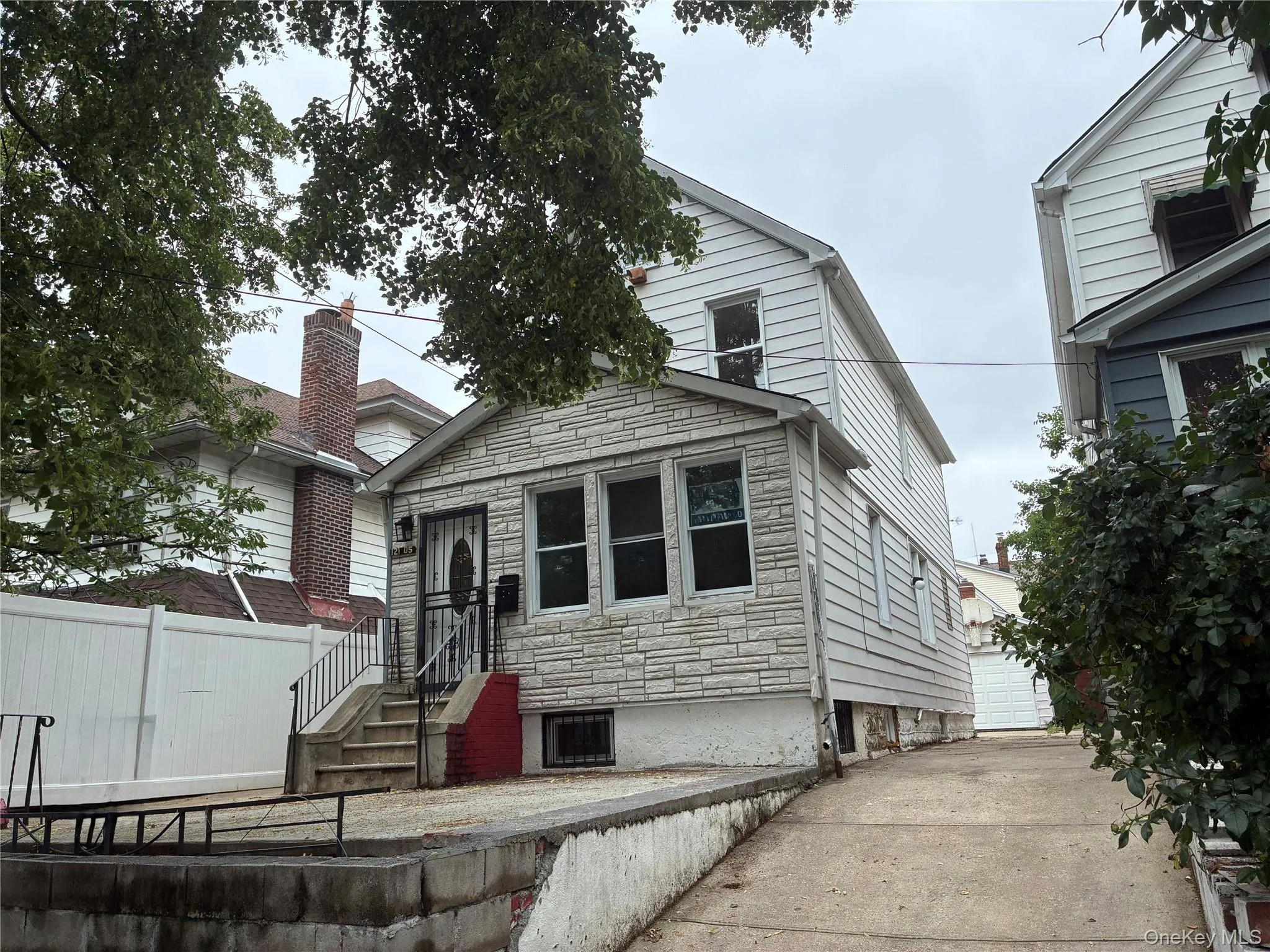 12105 Linden Boulevard, New York, NY, 4 Bedrooms Bedrooms, 7 Rooms Rooms,2 BathroomsBathrooms,Residential,For Rent,Linden,0,1027272 12105 Linden Boulevard, New York, NY, 4 Bedrooms Bedrooms, 7 Rooms Rooms,2 BathroomsBathrooms,Residential,For Rent,Linden,0,1027272