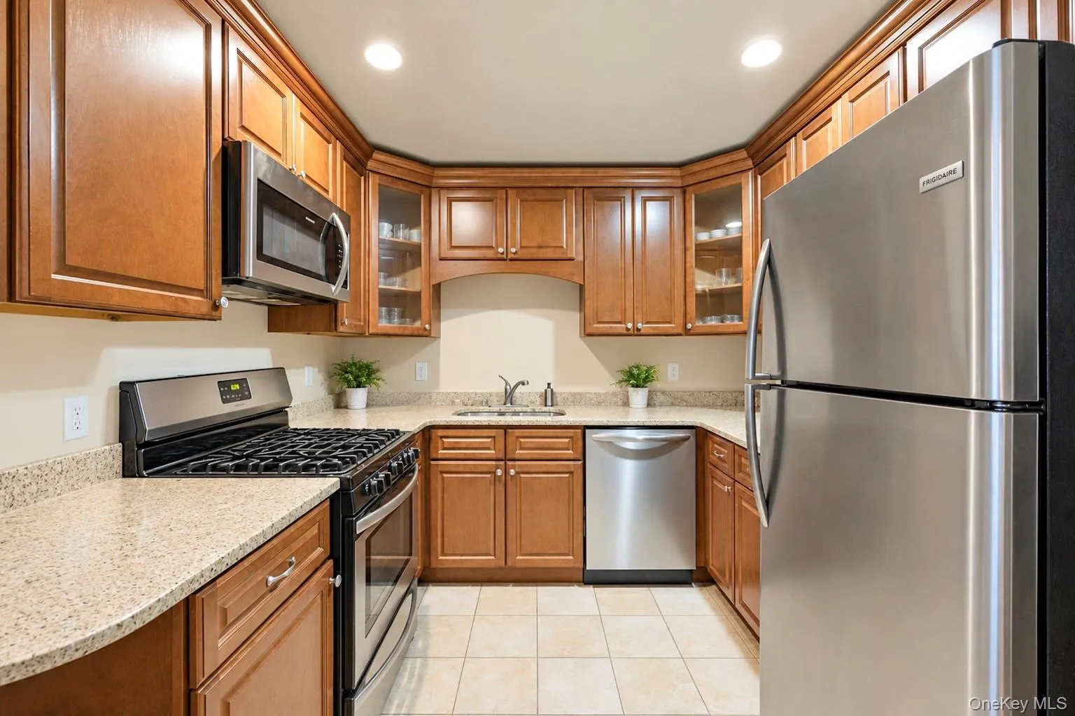 178 Ashley Court, Islip, NY, 2 Bedrooms Bedrooms, 6 Rooms Rooms,2 BathroomsBathrooms,Residential,For Rent,Ashley,0,1027276 178 Ashley Court, Islip, NY, 2 Bedrooms Bedrooms, 6 Rooms Rooms,2 BathroomsBathrooms,Residential,For Rent,Ashley,0,1027276