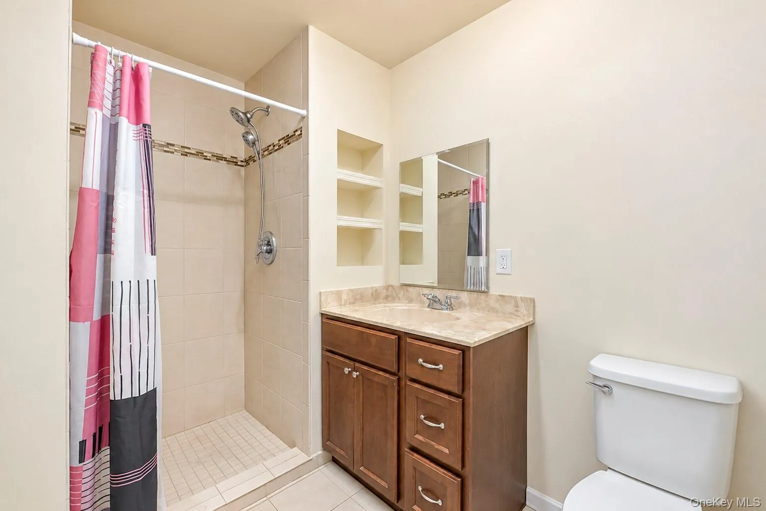 178 Ashley Court, Islip, NY, 2 Bedrooms Bedrooms, 6 Rooms Rooms,2 BathroomsBathrooms,Residential,For Rent,Ashley,0,1027276 178 Ashley Court, Islip, NY, 2 Bedrooms Bedrooms, 6 Rooms Rooms,2 BathroomsBathrooms,Residential,For Rent,Ashley,0,1027276
