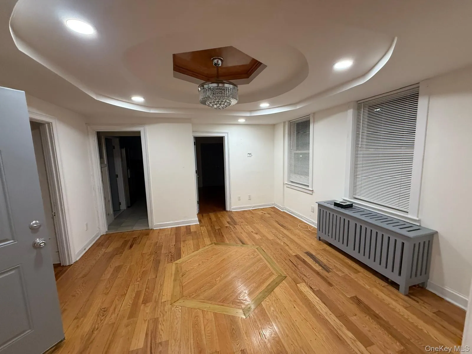 149 Kingsbridge Road, Mount Vernon, NY, 3 Bedrooms Bedrooms, 5 Rooms Rooms,1 BathroomBathrooms,Residential Lease,For Rent,Kingsbridge,0,1027286 149 Kingsbridge Road, Mount Vernon, NY, 3 Bedrooms Bedrooms, 5 Rooms Rooms,1 BathroomBathrooms,Residential Lease,For Rent,Kingsbridge,0,1027286