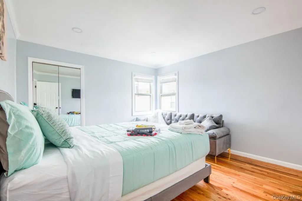 14641 224th Street, New York, NY, 3 Bedrooms Bedrooms, 6 Rooms Rooms,1 BathroomBathrooms,Residential Lease,For Rent,224th,0,1027288 14641 224th Street, New York, NY, 3 Bedrooms Bedrooms, 6 Rooms Rooms,1 BathroomBathrooms,Residential Lease,For Rent,224th,0,1027288