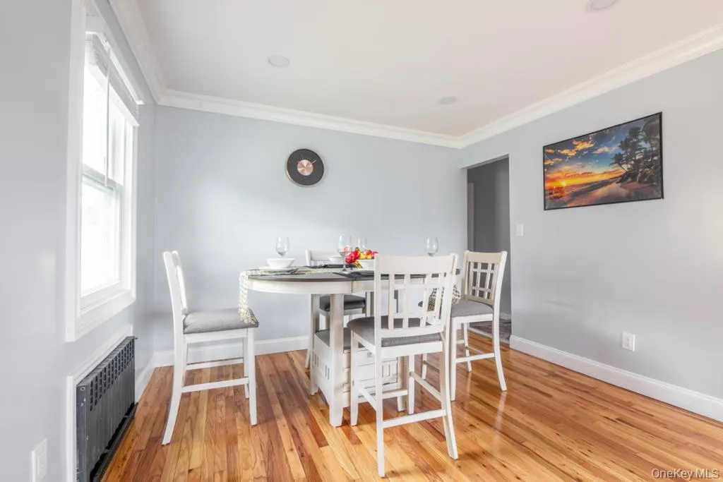 14641 224th Street, New York, NY, 3 Bedrooms Bedrooms, 6 Rooms Rooms,1 BathroomBathrooms,Residential Lease,For Rent,224th,0,1027288 14641 224th Street, New York, NY, 3 Bedrooms Bedrooms, 6 Rooms Rooms,1 BathroomBathrooms,Residential Lease,For Rent,224th,0,1027288