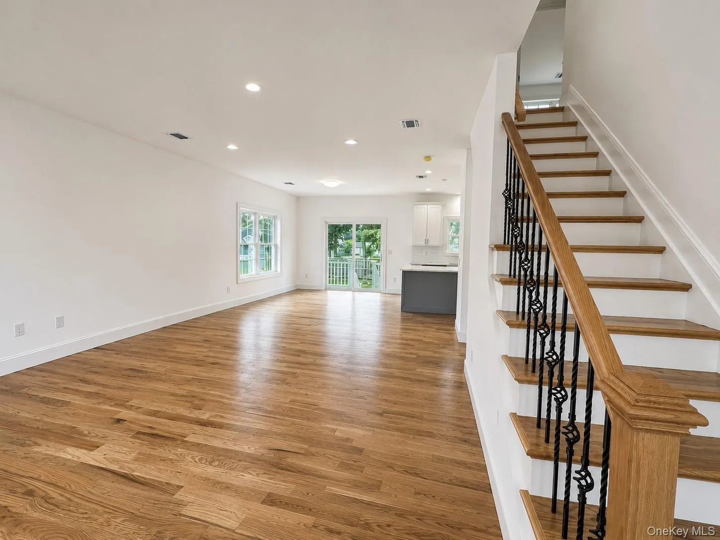 7 Edgewater Drive, Brookhaven, NY, 3 Bedrooms Bedrooms, 7 Rooms Rooms,2 BathroomsBathrooms,Residential,For Rent,Edgewater,0,1027292 7 Edgewater Drive, Brookhaven, NY, 3 Bedrooms Bedrooms, 7 Rooms Rooms,2 BathroomsBathrooms,Residential,For Rent,Edgewater,0,1027292