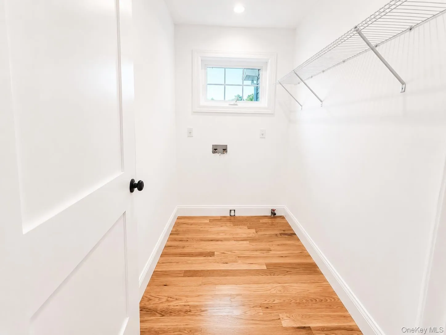 7 Edgewater Drive, Brookhaven, NY, 3 Bedrooms Bedrooms, 7 Rooms Rooms,2 BathroomsBathrooms,Residential,For Rent,Edgewater,0,1027292 7 Edgewater Drive, Brookhaven, NY, 3 Bedrooms Bedrooms, 7 Rooms Rooms,2 BathroomsBathrooms,Residential,For Rent,Edgewater,0,1027292