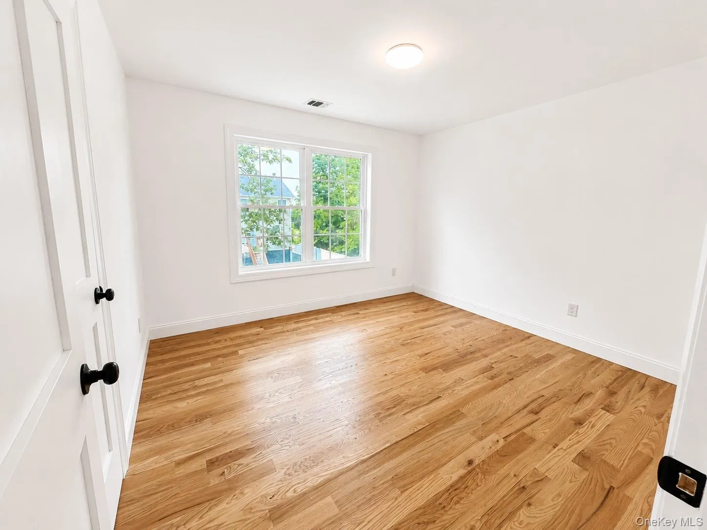 7 Edgewater Drive, Brookhaven, NY, 3 Bedrooms Bedrooms, 7 Rooms Rooms,2 BathroomsBathrooms,Residential,For Rent,Edgewater,0,1027292 7 Edgewater Drive, Brookhaven, NY, 3 Bedrooms Bedrooms, 7 Rooms Rooms,2 BathroomsBathrooms,Residential,For Rent,Edgewater,0,1027292